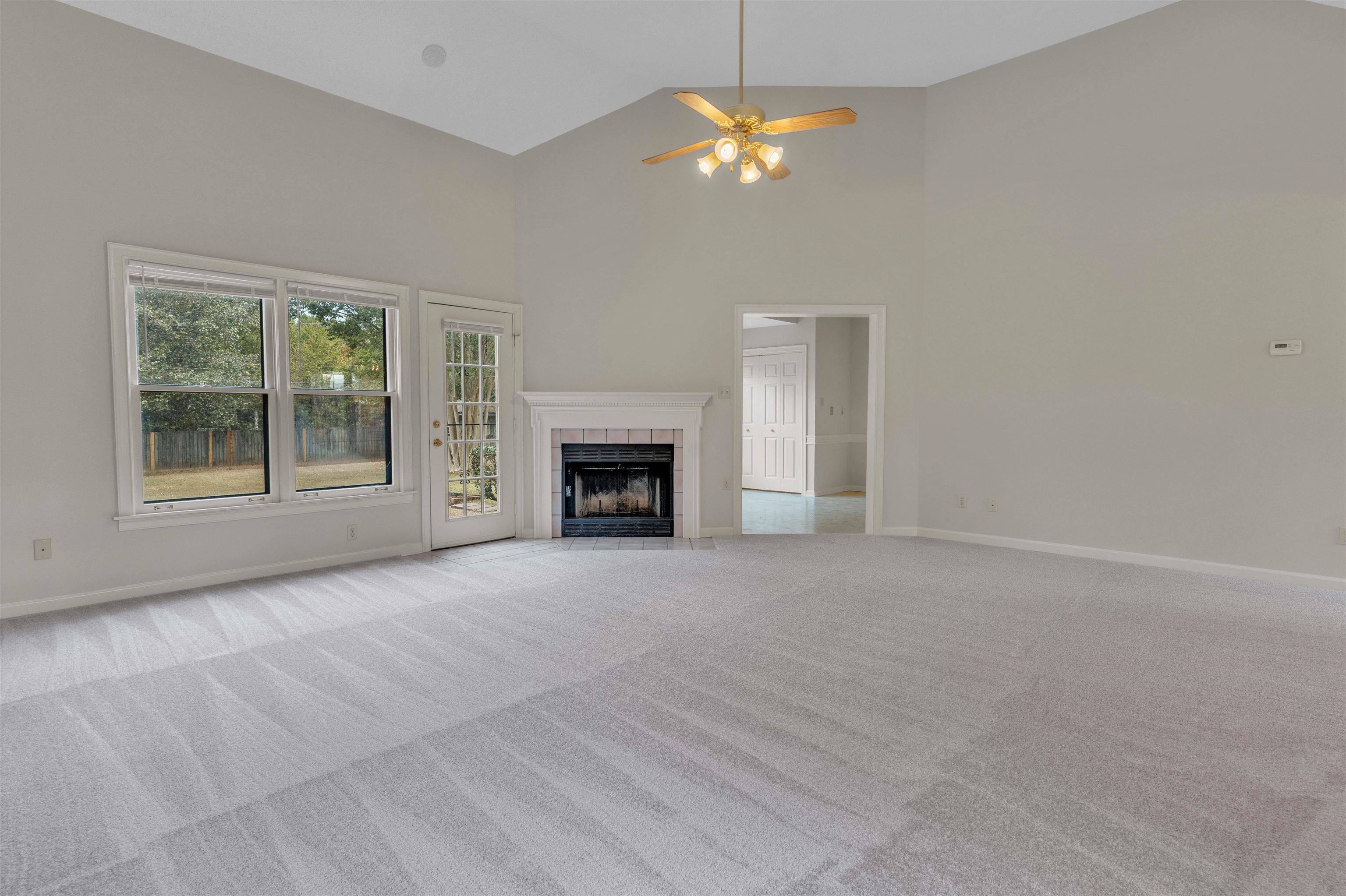 8654 Leaf Manor Cv Property Photo 6