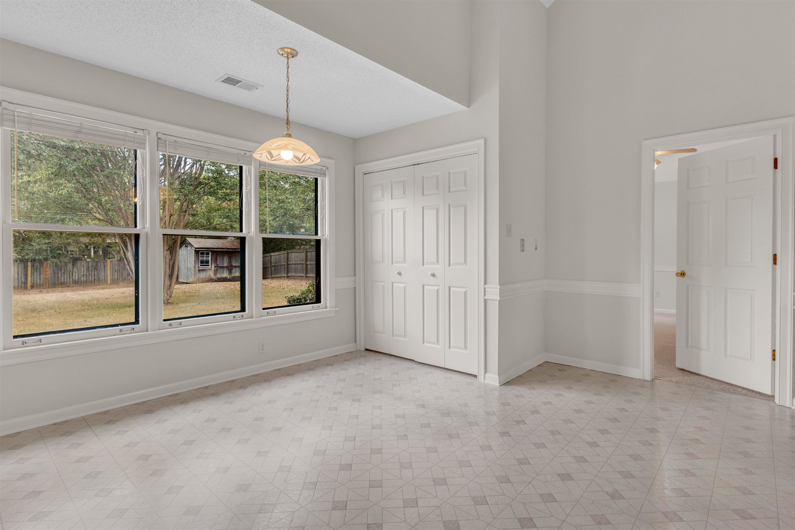 8654 Leaf Manor Cv Property Photo 14