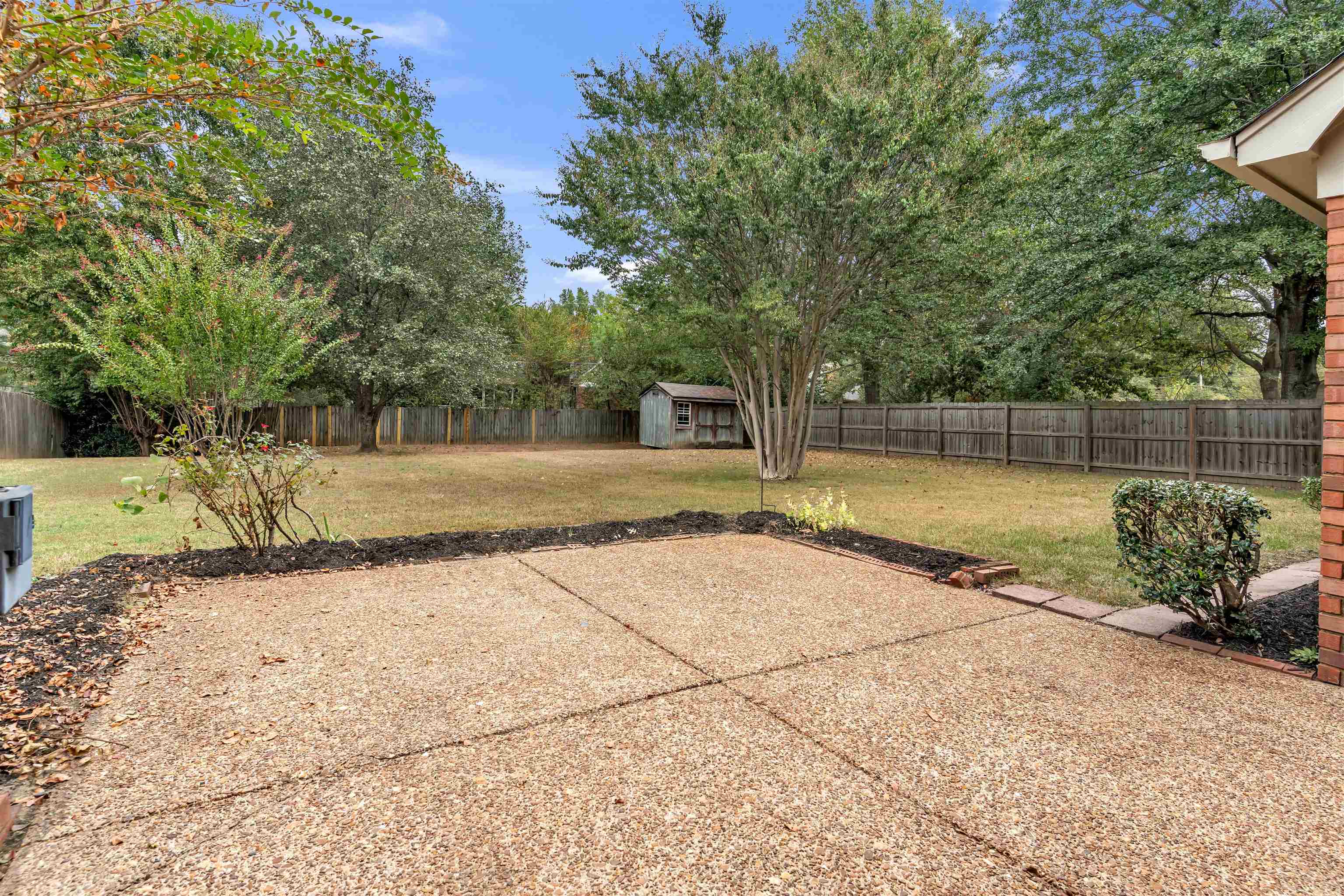8654 Leaf Manor Cv Property Photo 27