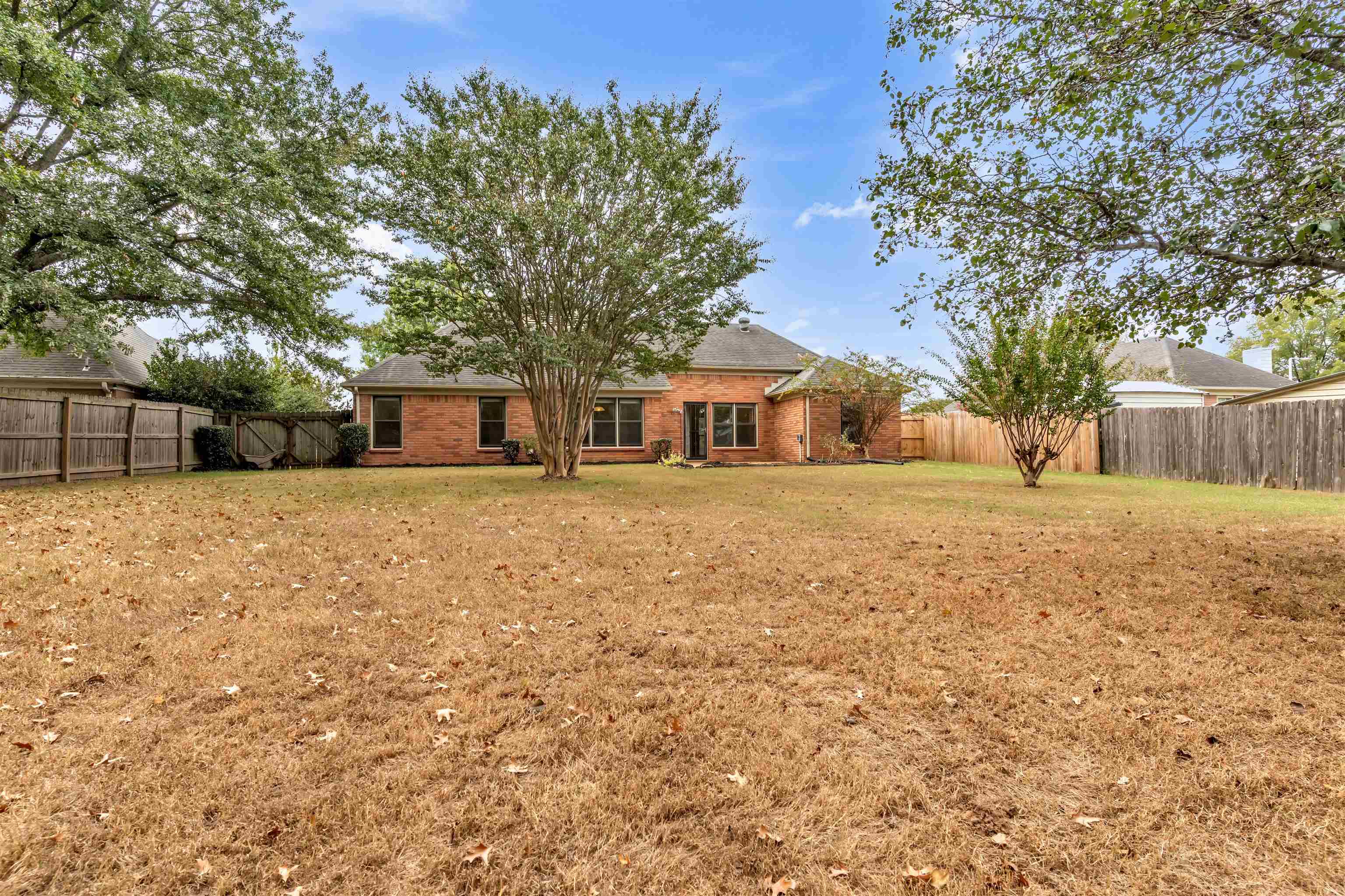 8654 Leaf Manor Cv Property Photo 29