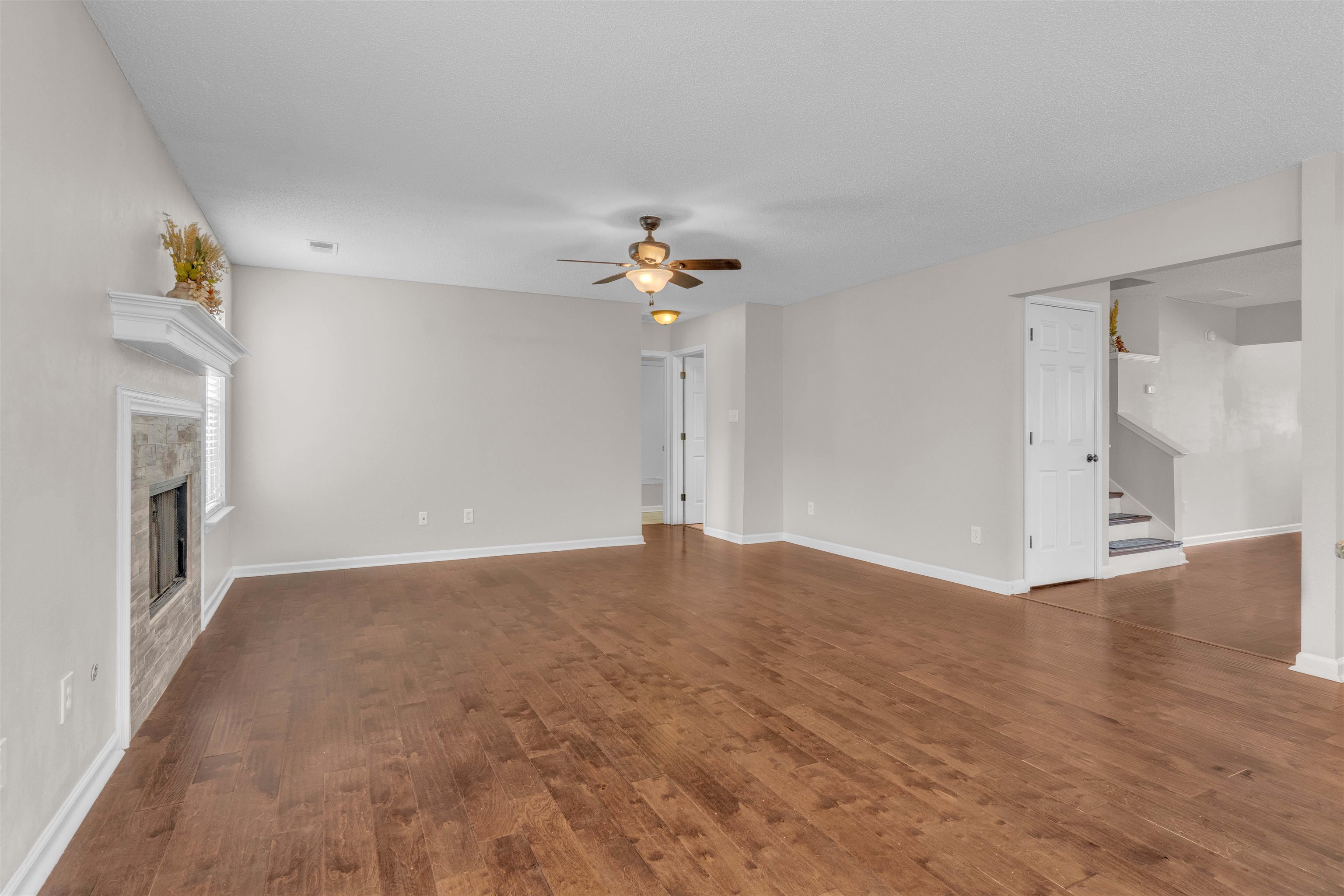 10 Oakland Woods Cv Property Photo 15