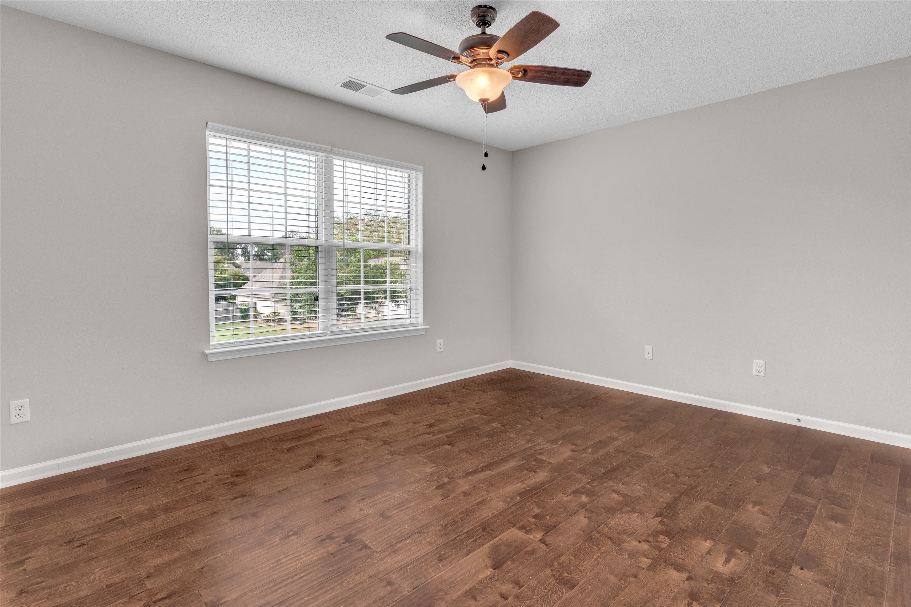 10 Oakland Woods Cv Property Photo 29