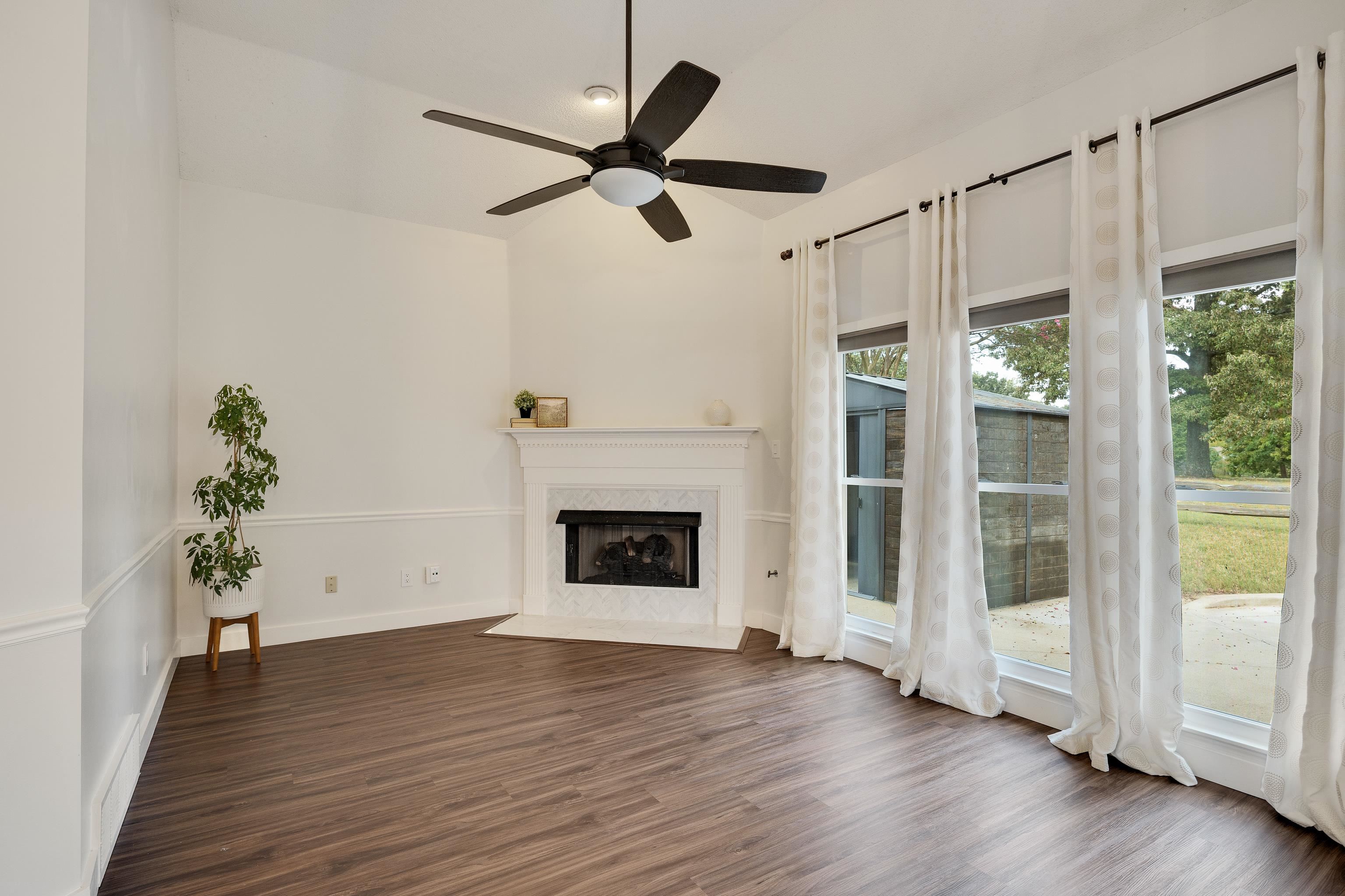 6078 Daybreak Dr Property Photo 17