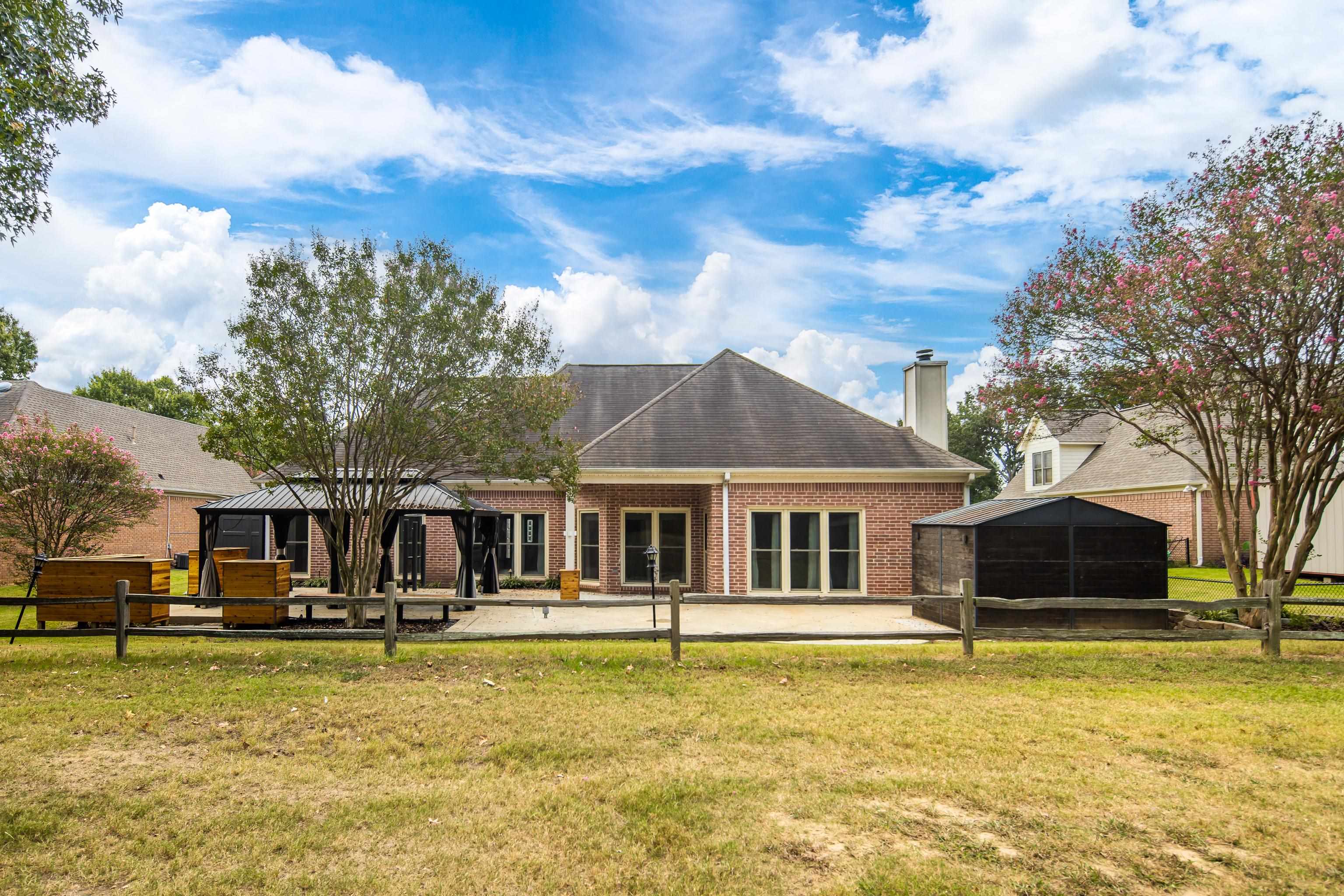 6078 Daybreak Dr Property Photo 24