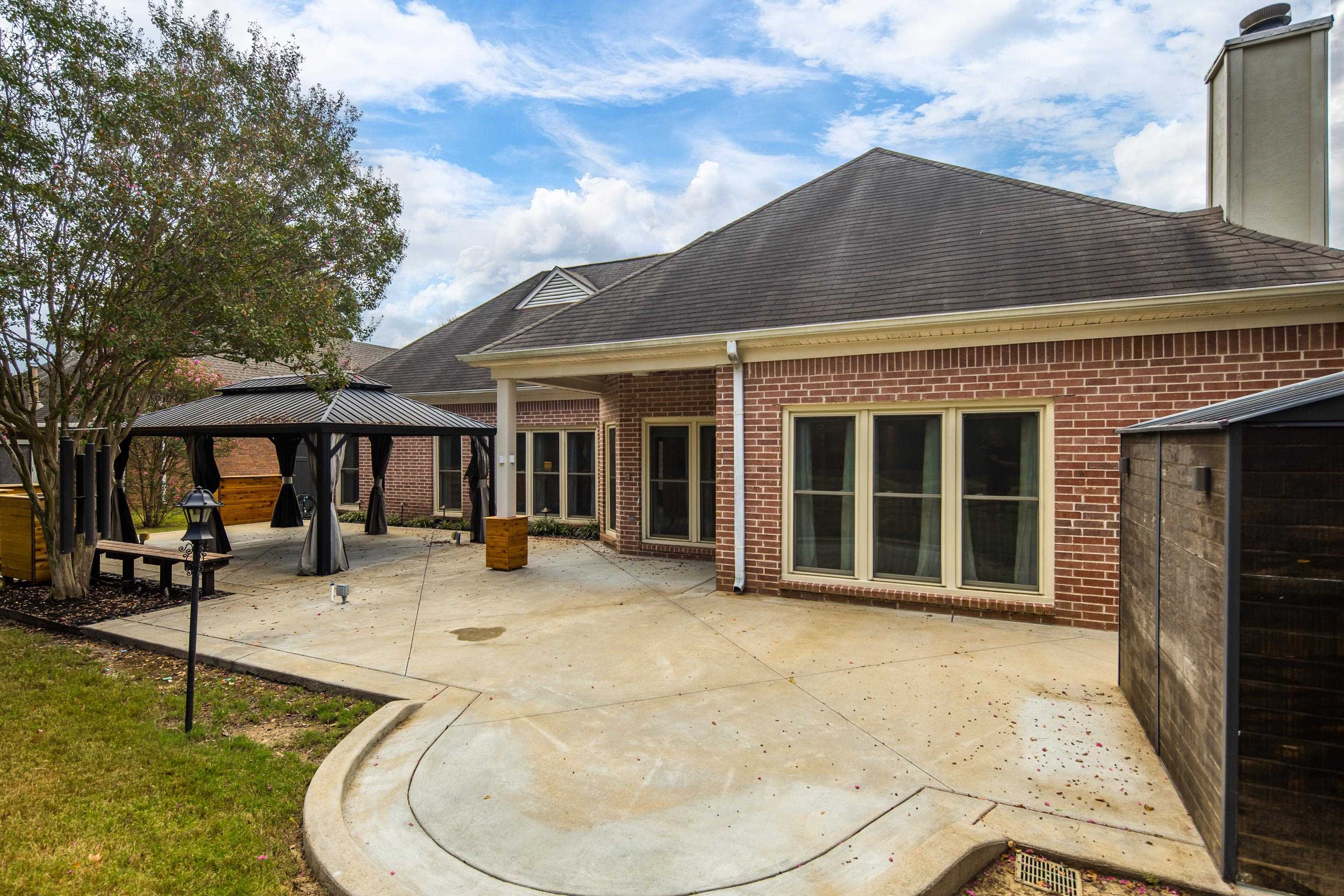 6078 Daybreak Dr Property Photo 25