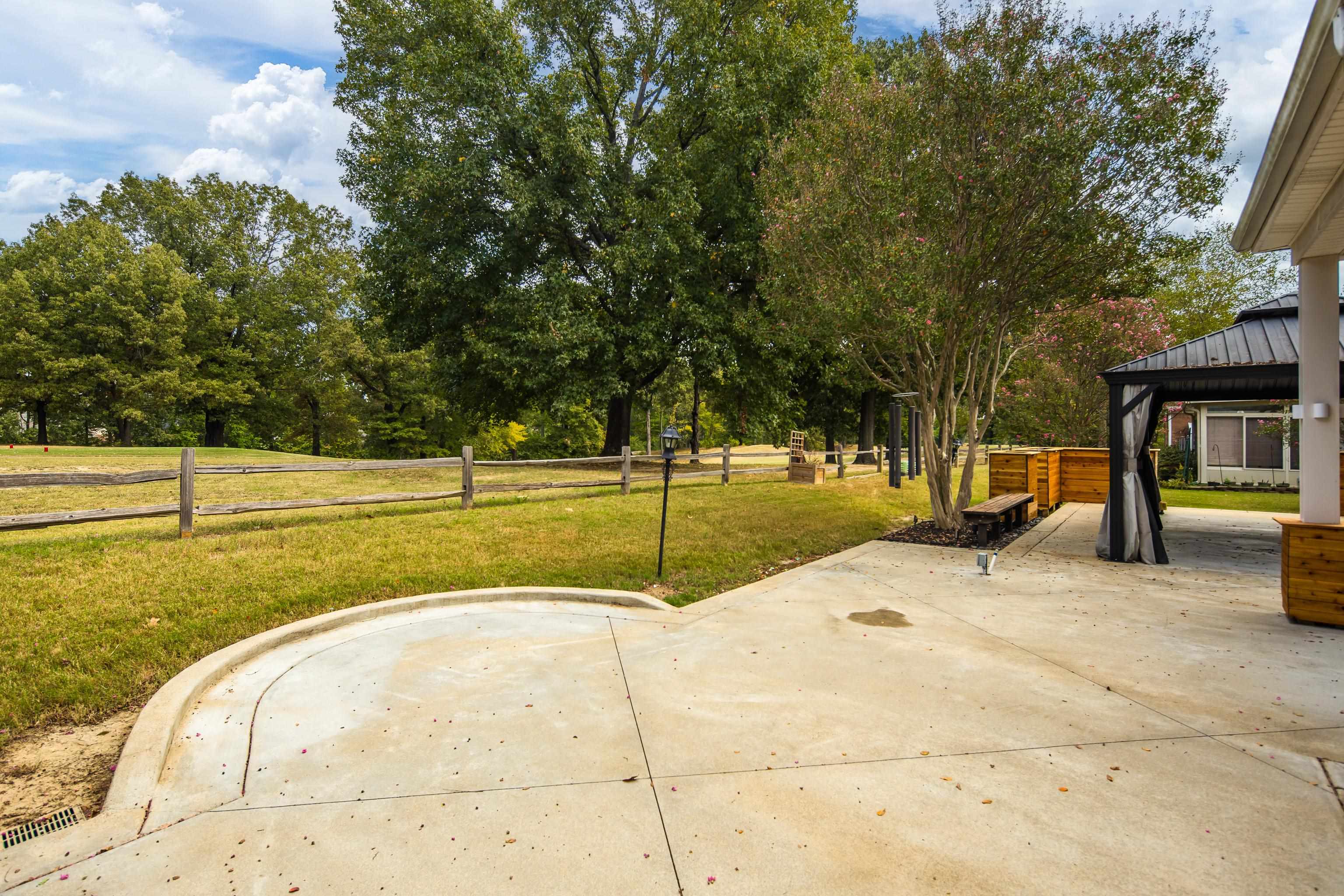 6078 Daybreak Dr Property Photo 27