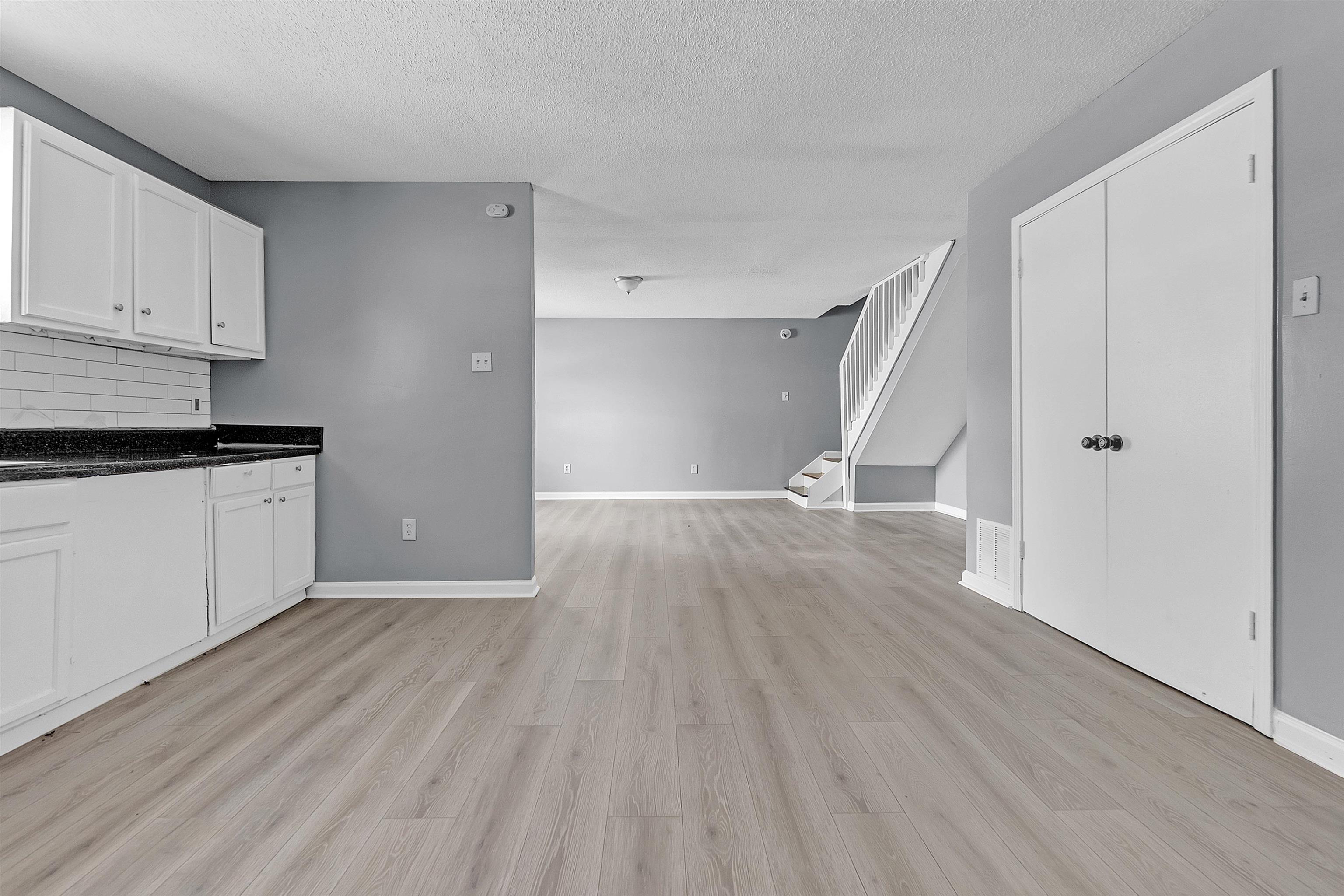 2525 Rozelle St Property Photo 11