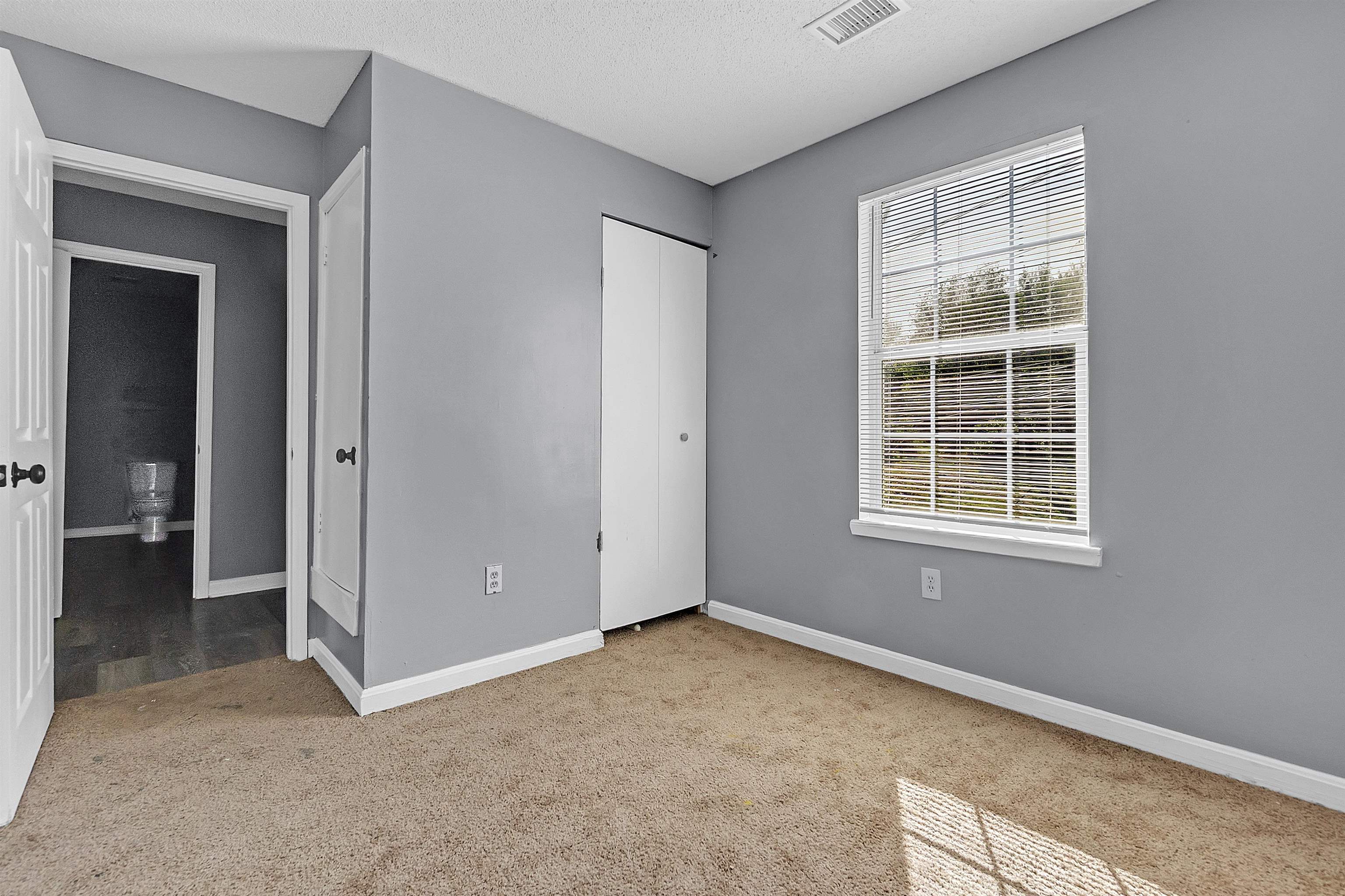 2525 Rozelle St Property Photo 17