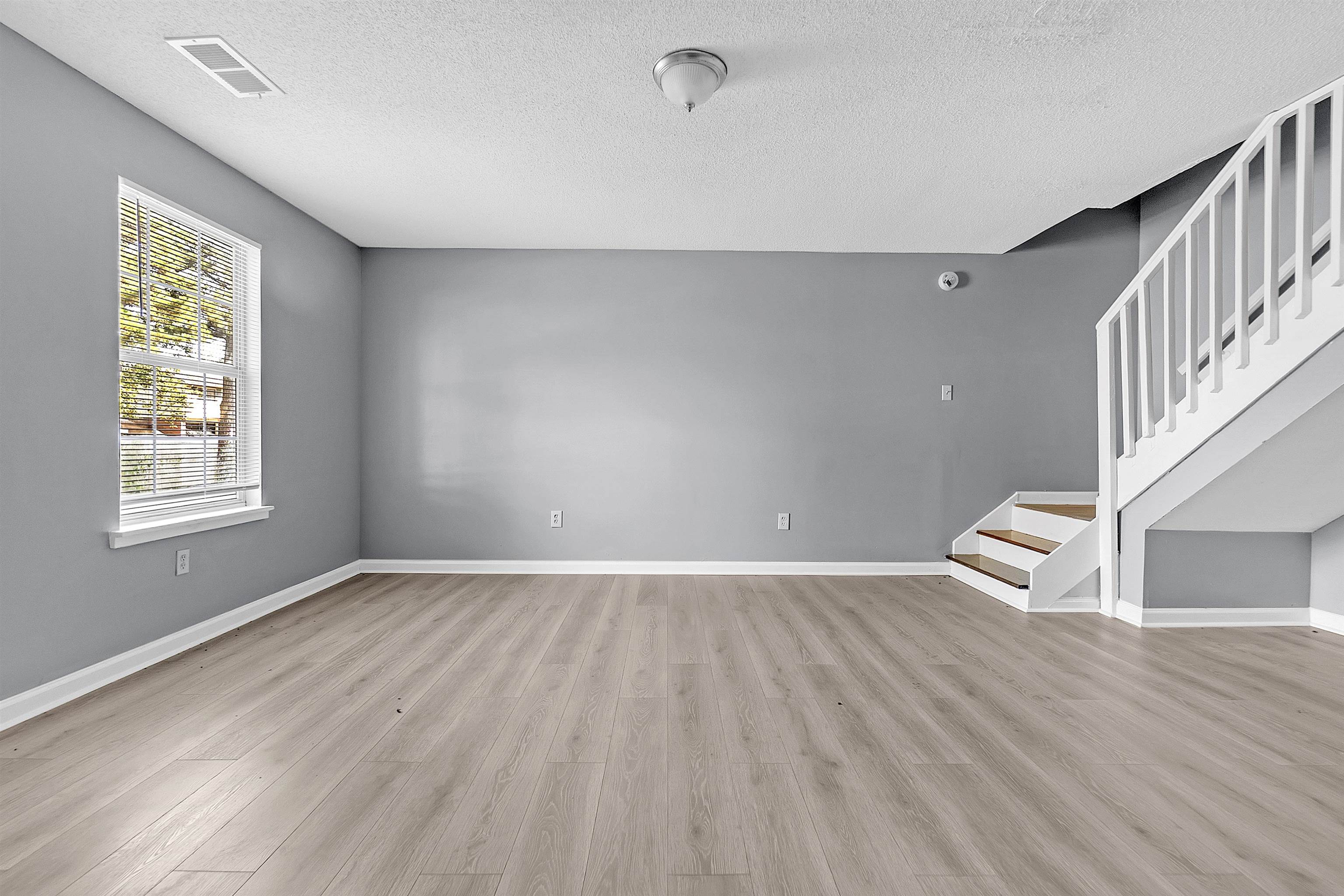 2525 Rozelle St Property Photo 18