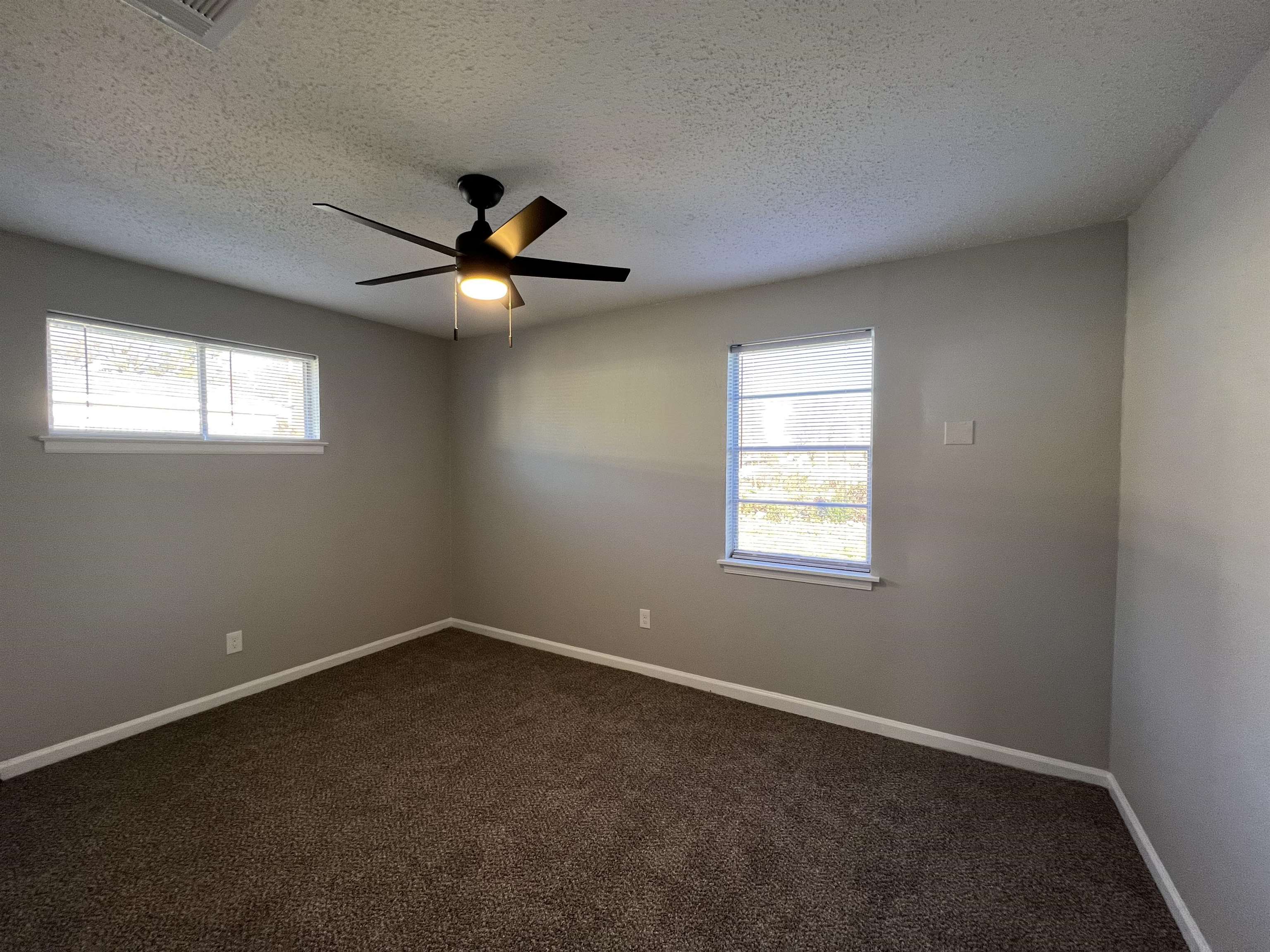 2422 Charjean Cv Property Photo 5