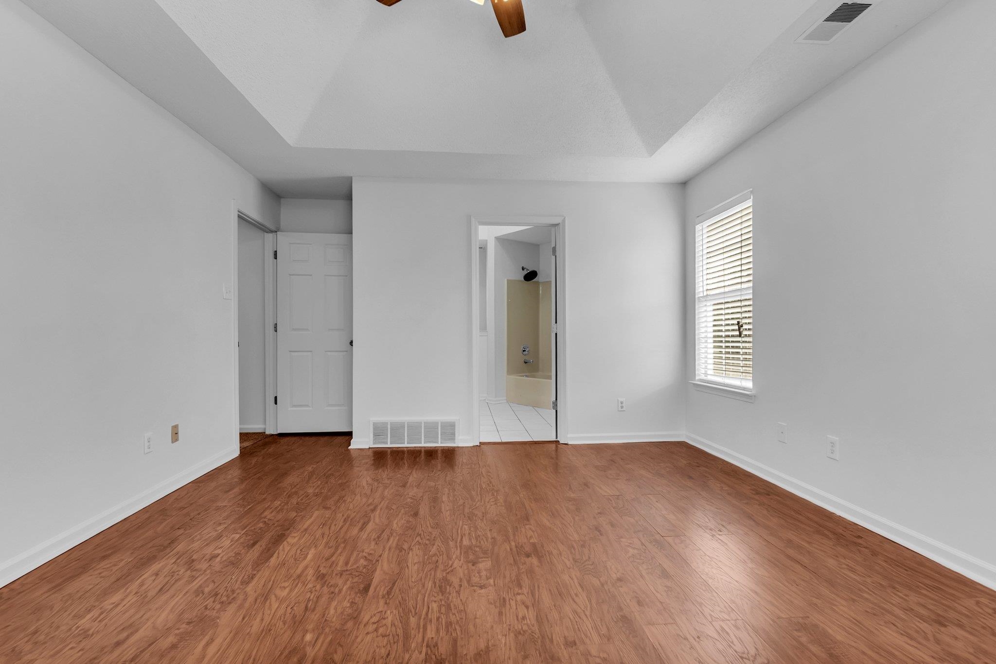10 Oakshire Cv Property Photo 22