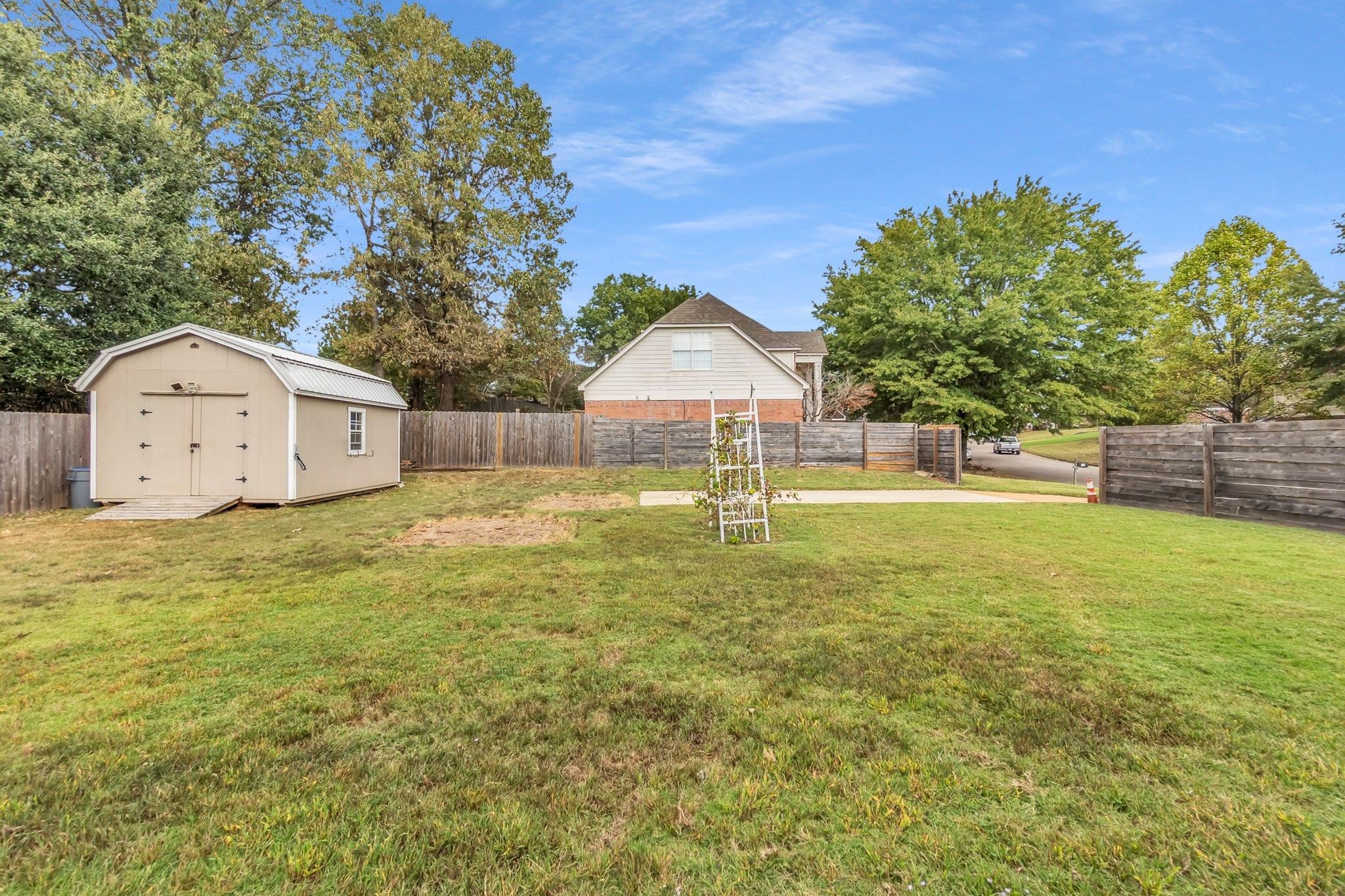 10 Oakshire Cv Property Photo 36