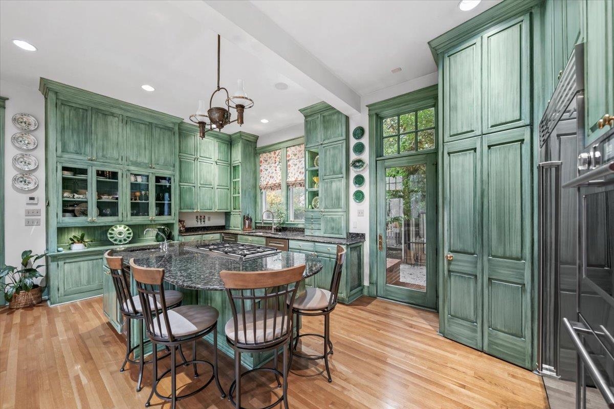 1857 Overton Park Ave Property Photo 14