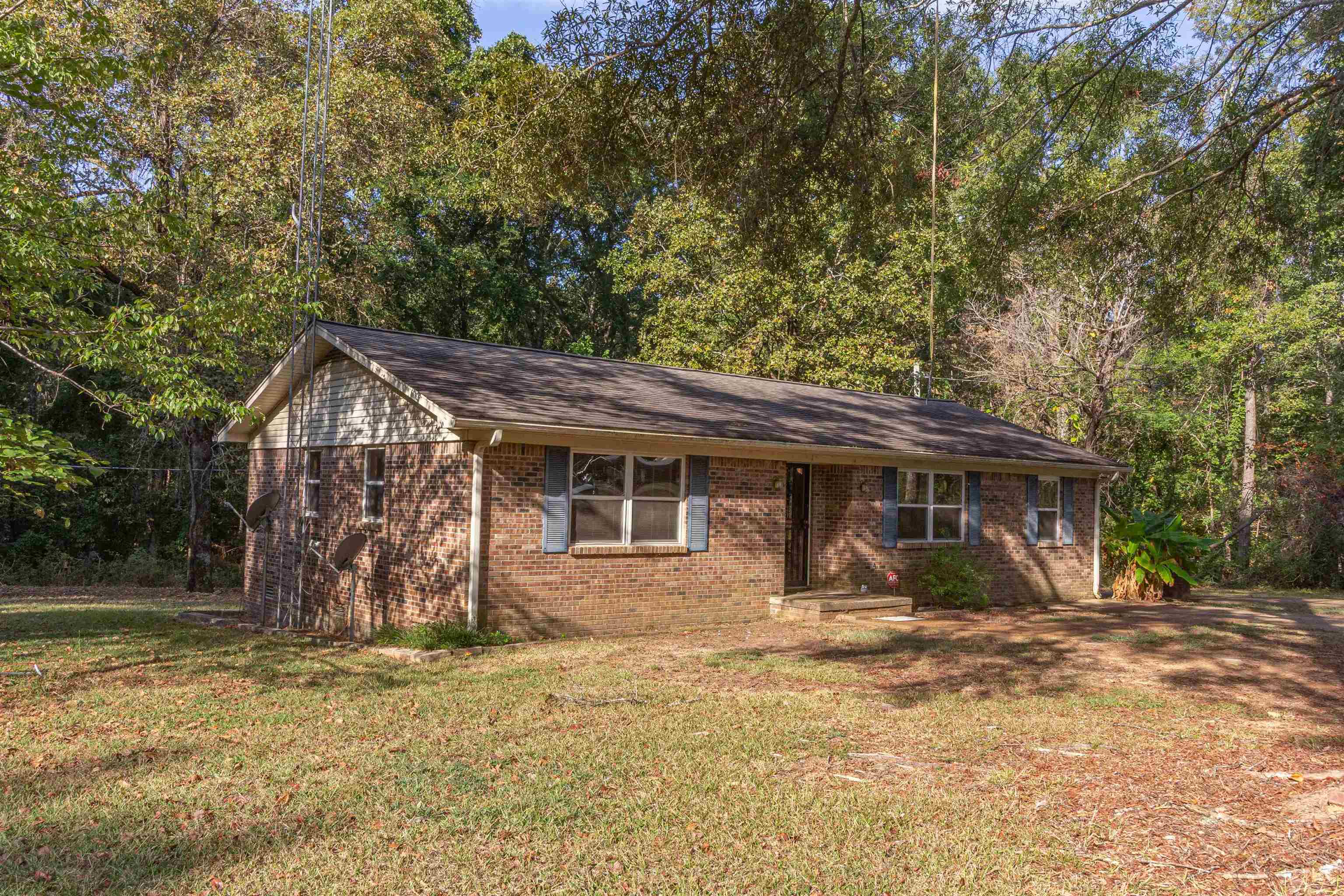 727 OLD HWY 5 RD Property Photo 1