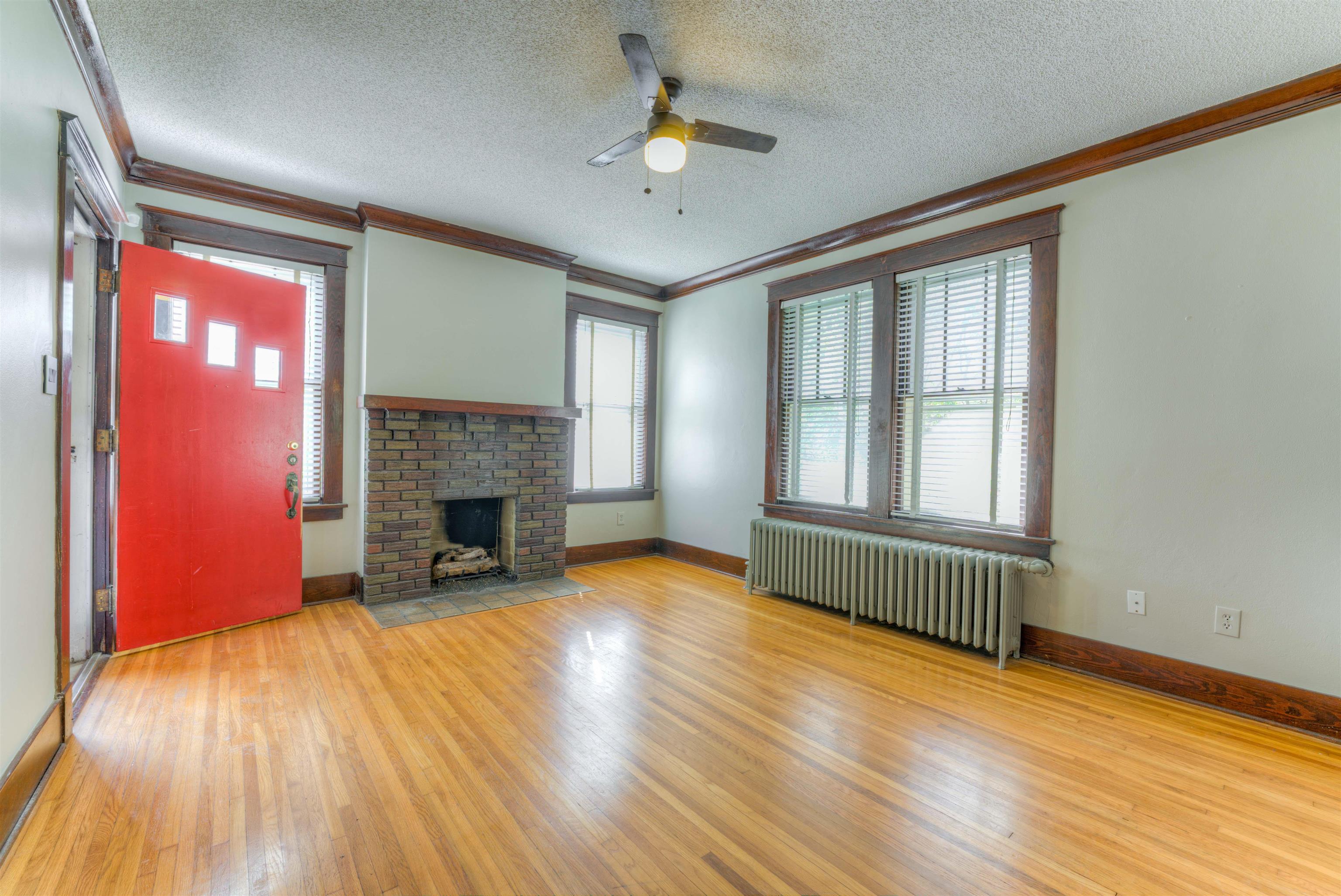 1756 Crump Ave Property Photo 2