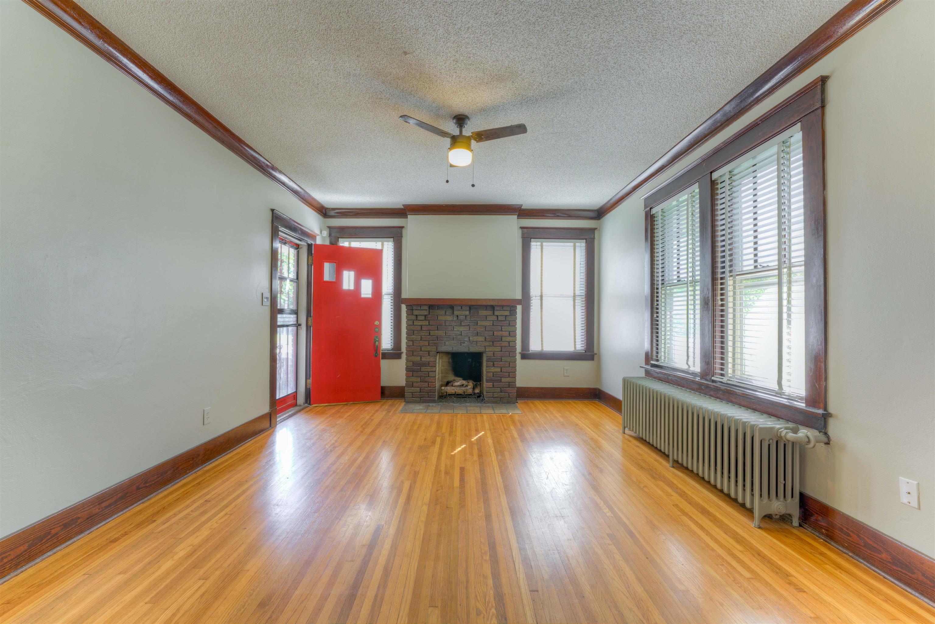 1756 Crump Ave Property Photo 4