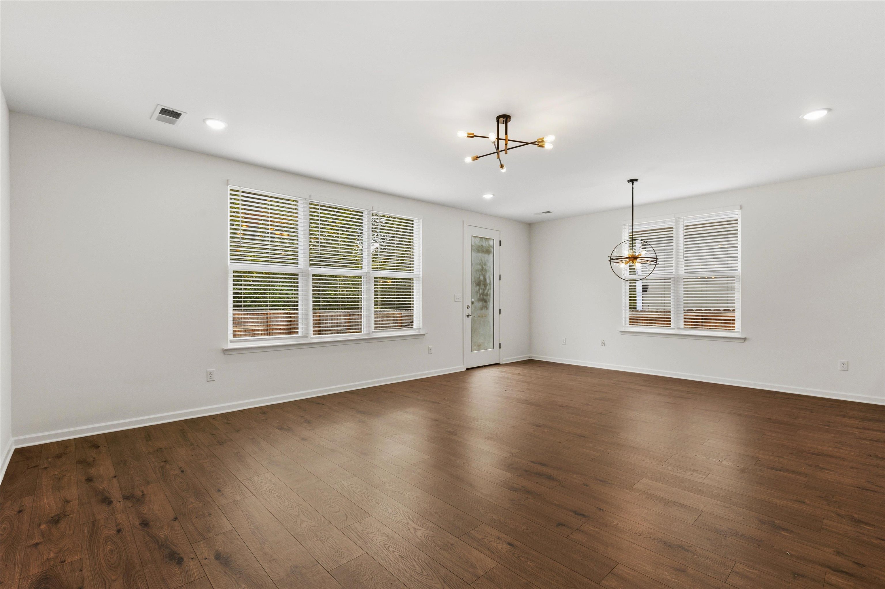 1635 Nelson Ave Property Photo 17