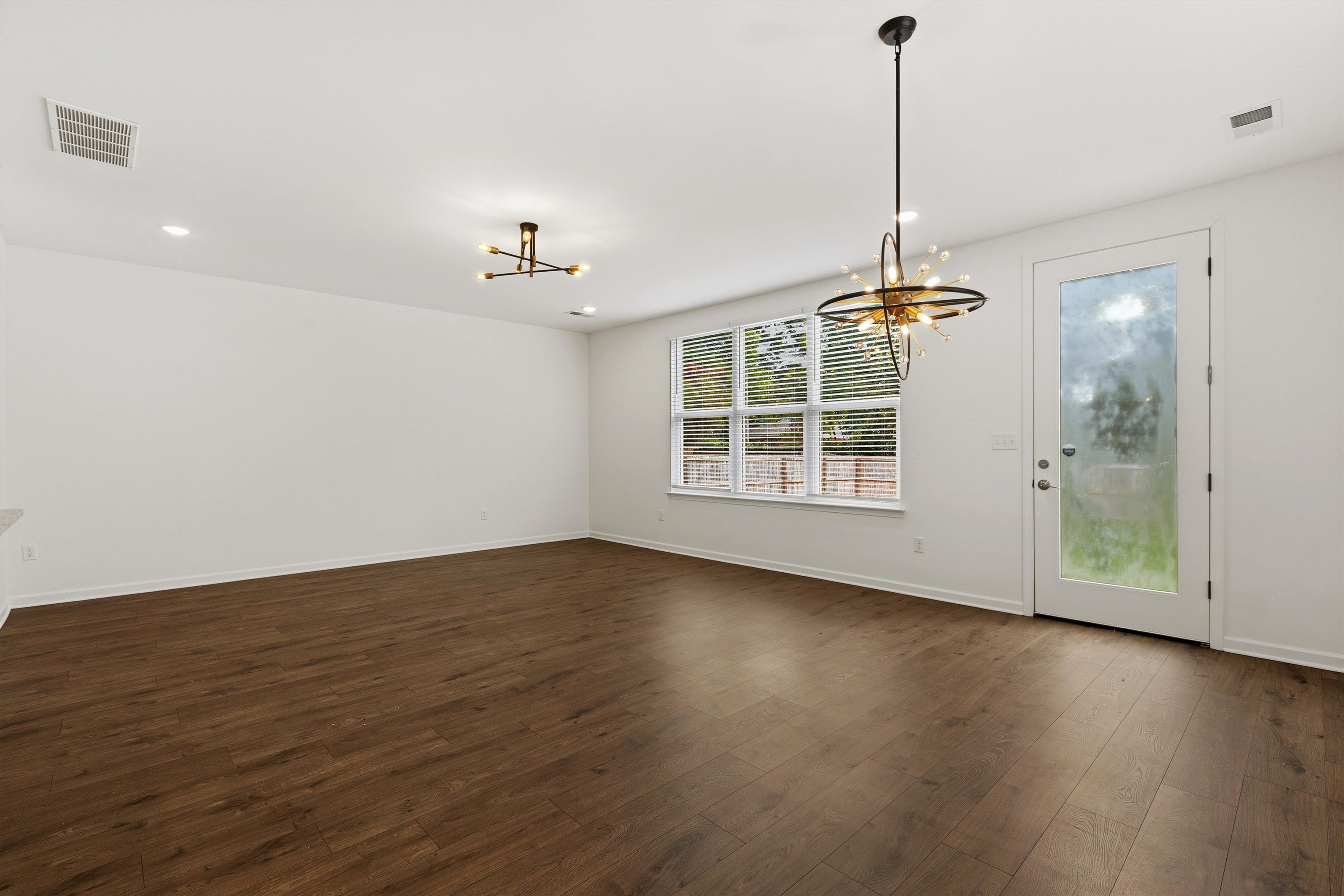1635 Nelson Ave Property Photo 19