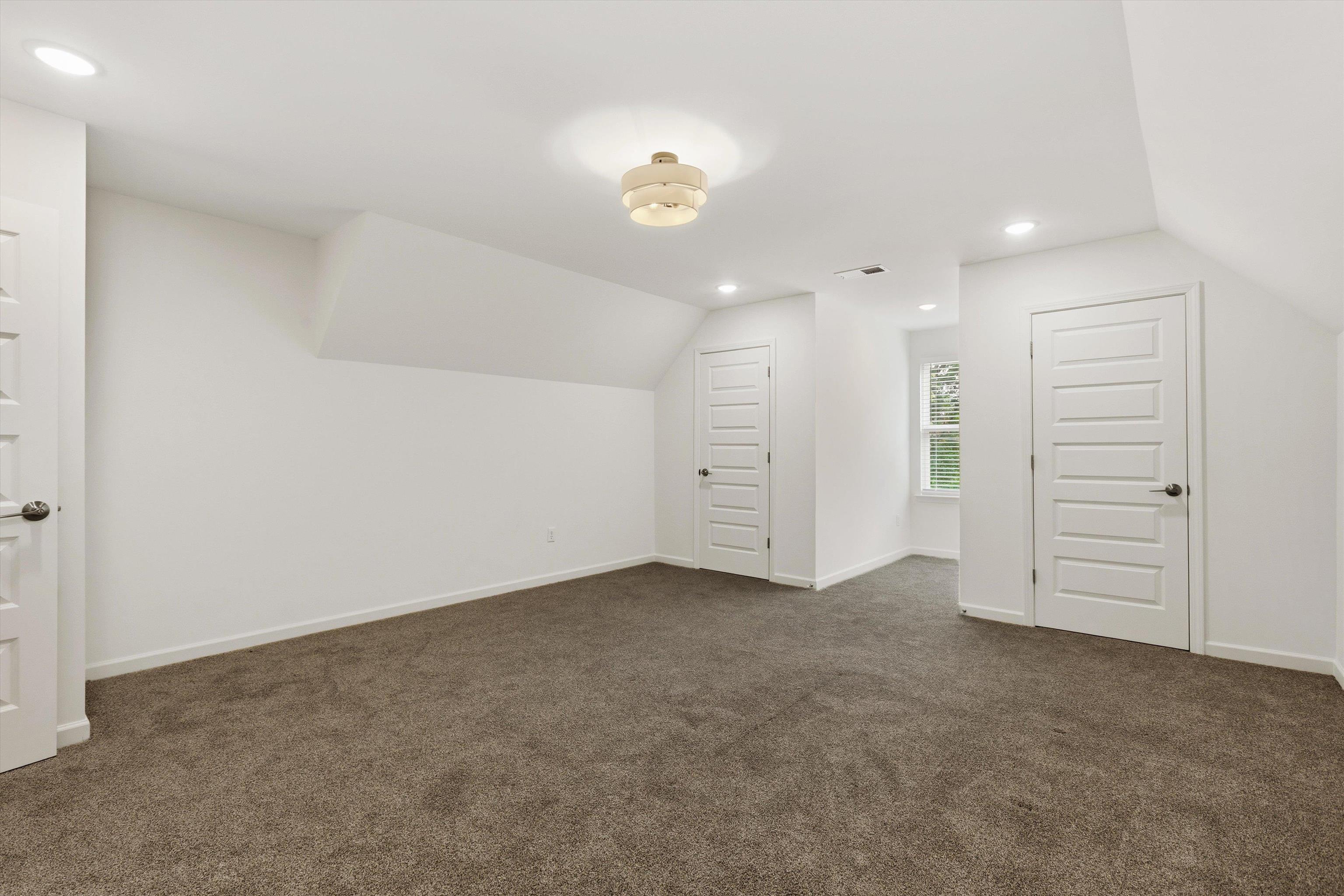 1635 Nelson Ave Property Photo 24