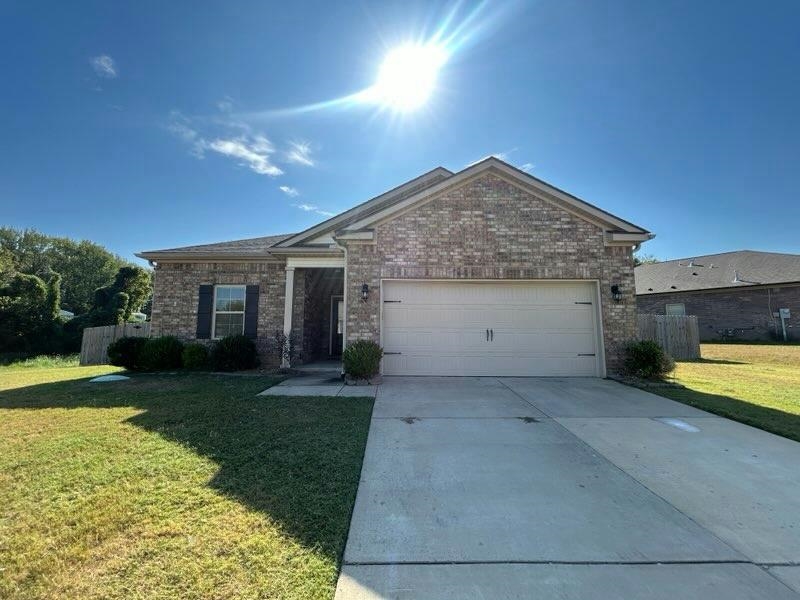 154 Vivian Way Property Photo 1