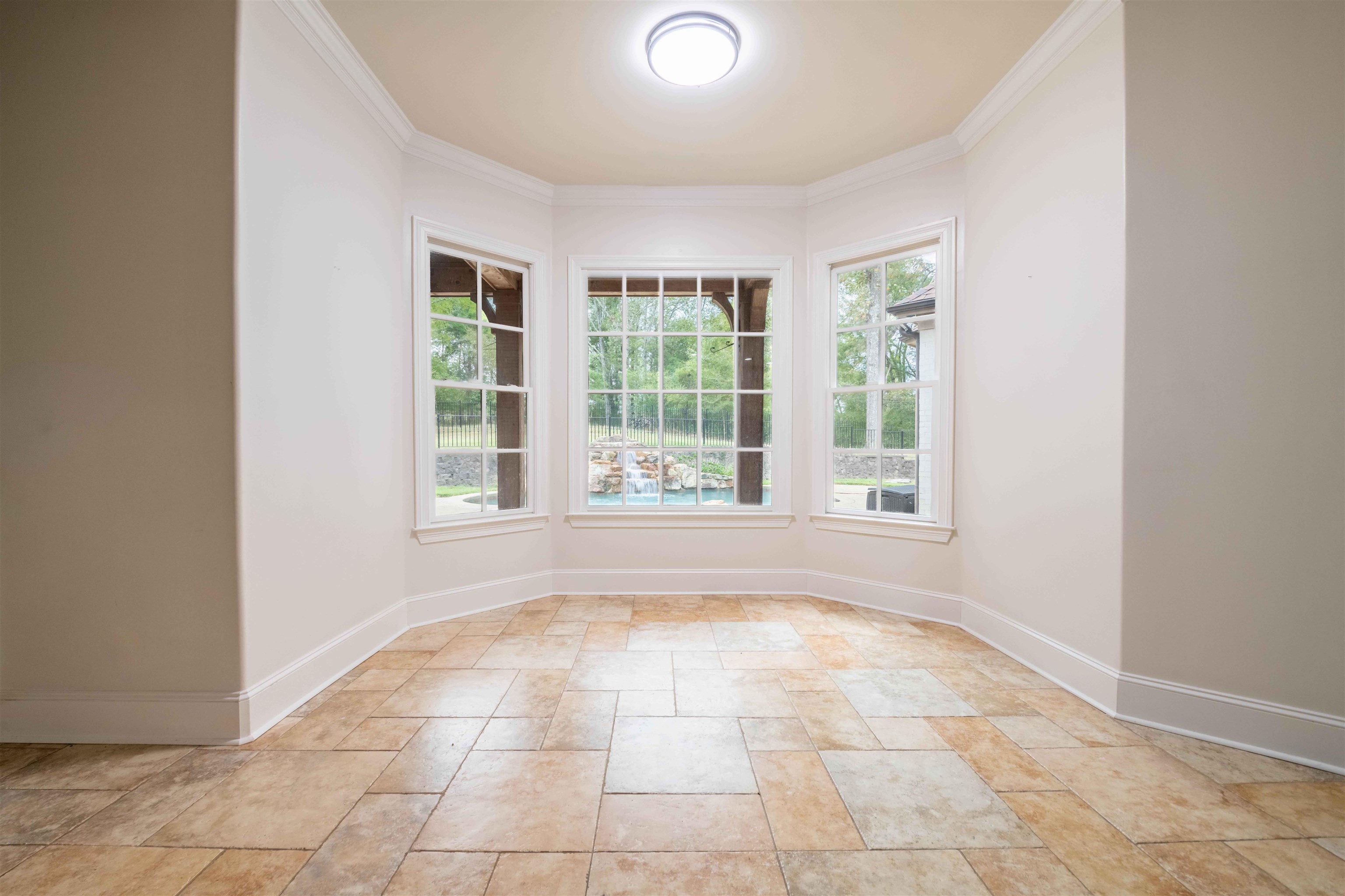 224 S Monterey Farms Cv Property Photo 18