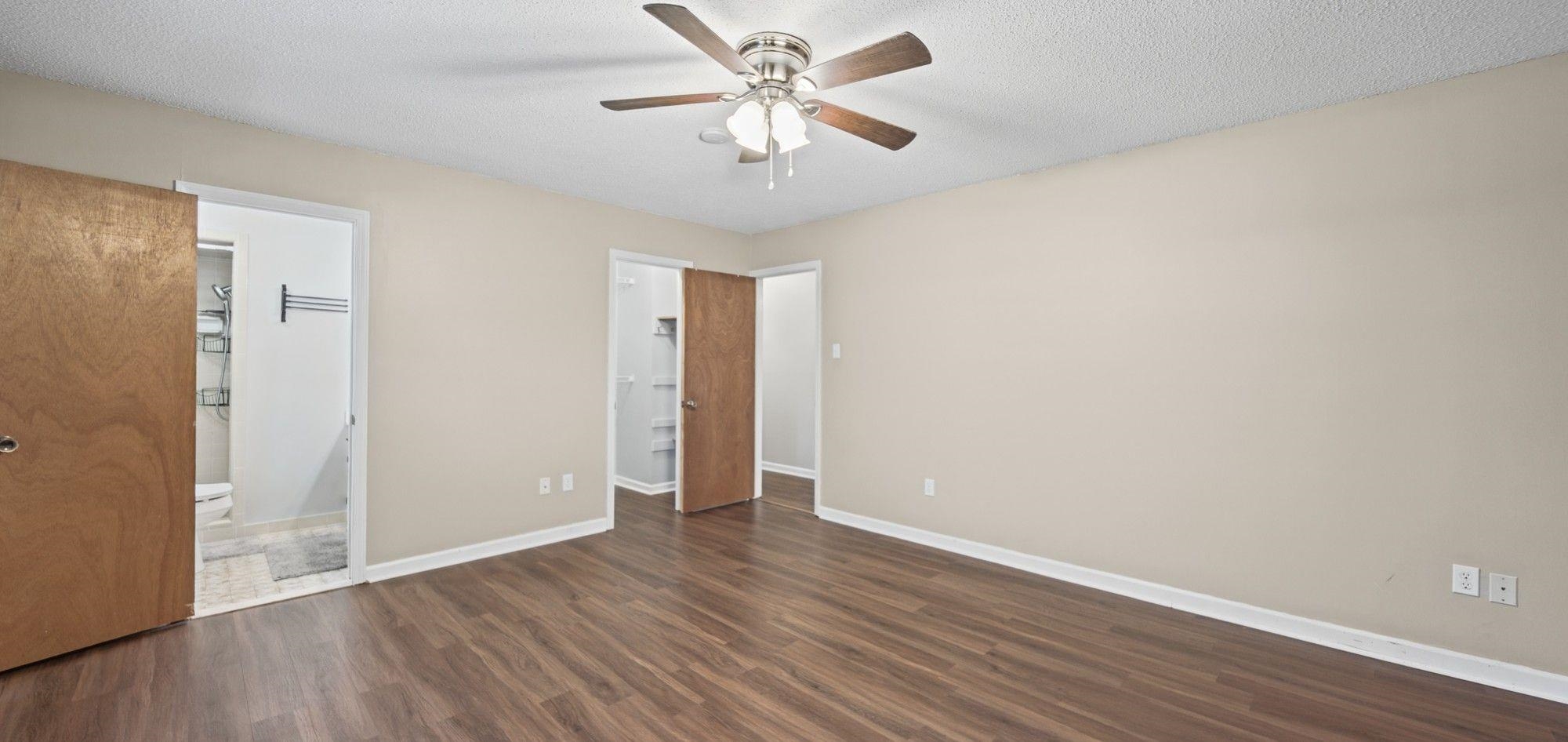 262 Cheryl St Property Photo 13