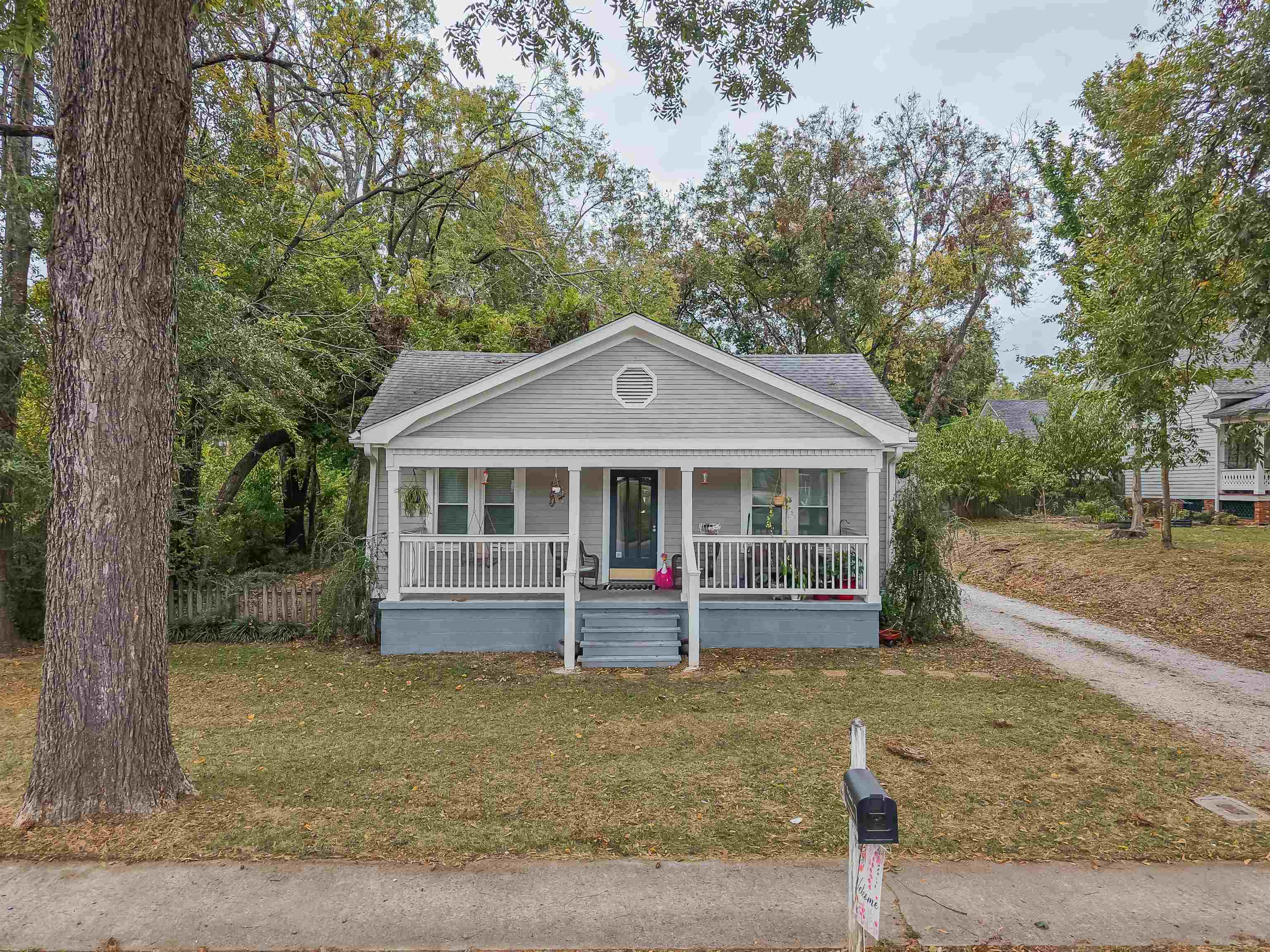 312 W Jackson St Property Photo 1