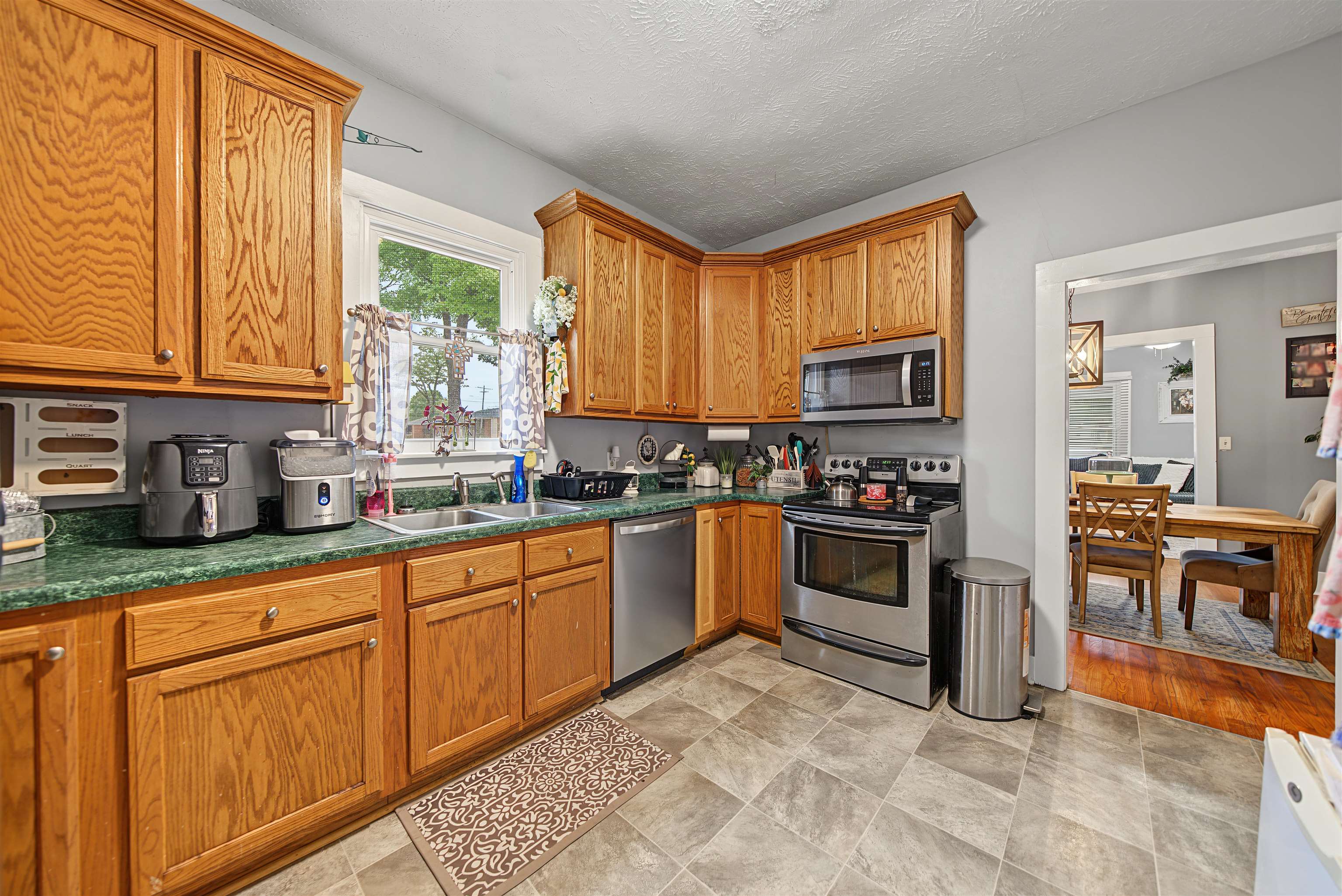 312 W Jackson St Property Photo 11