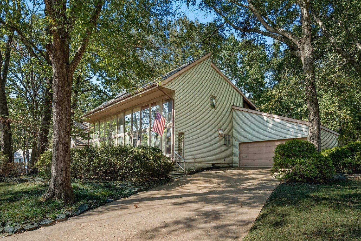 363 SHERBURNE CV Property Photo 1