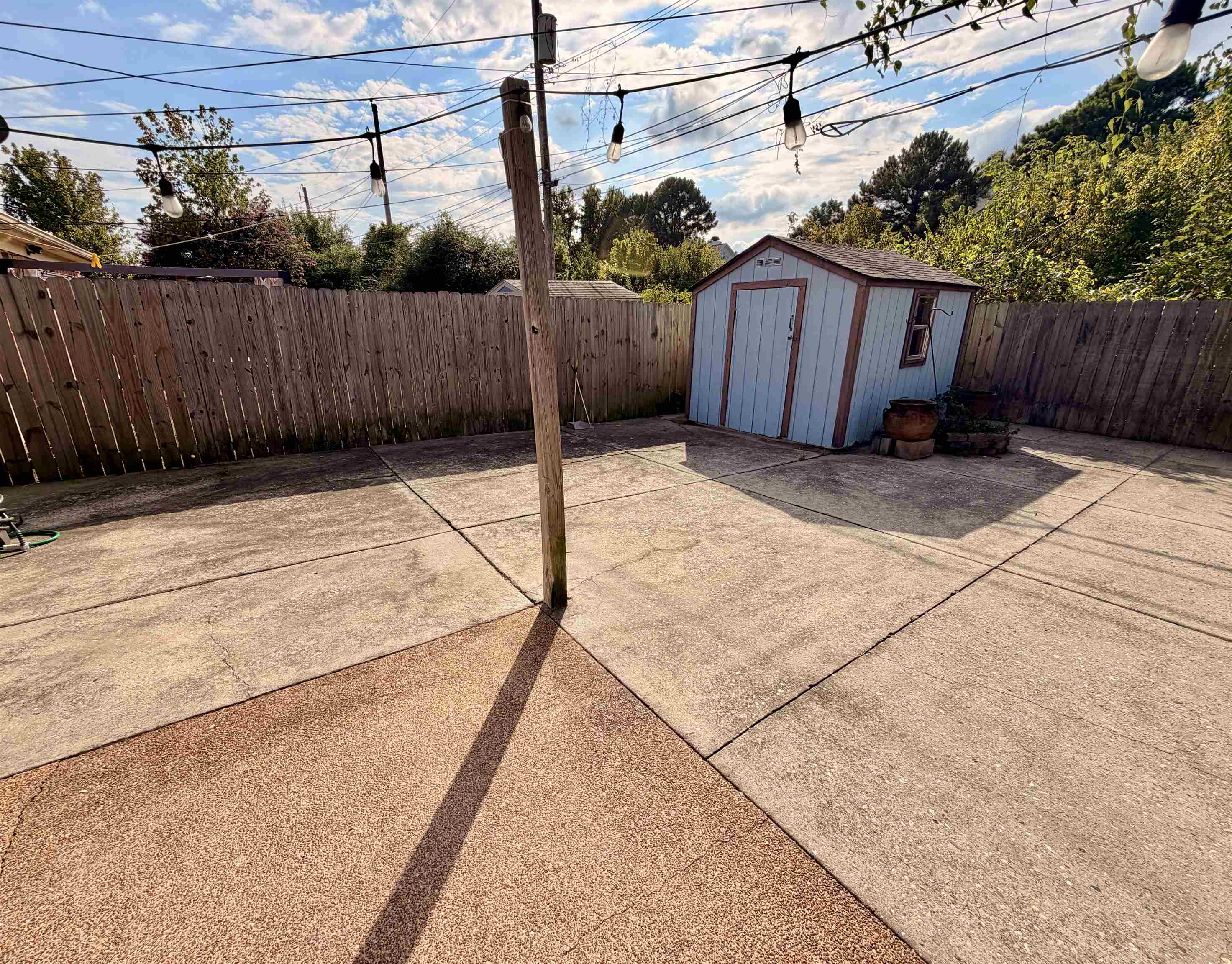 1857 Winship Dr Property Photo 29