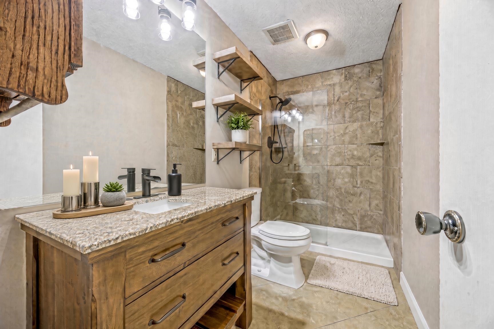 9450 Woodcutter Ln Property Photo 17