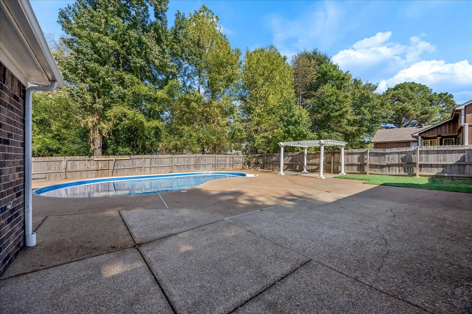 9450 Woodcutter Ln Property Photo 34