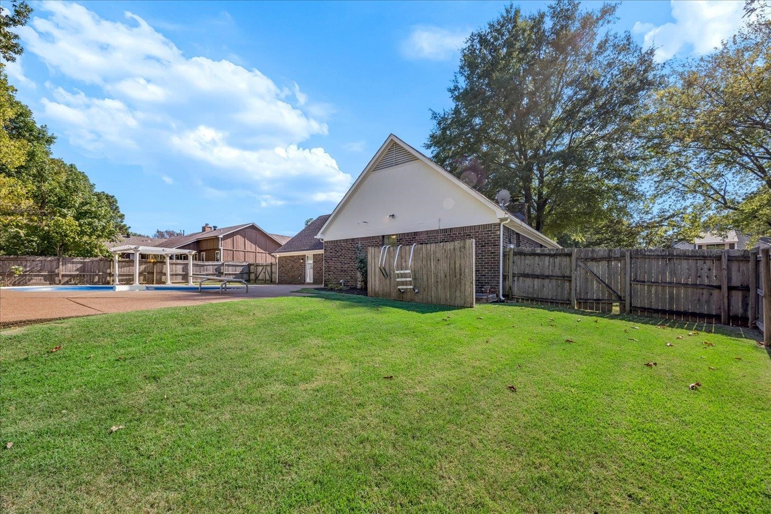 9450 Woodcutter Ln Property Photo 36