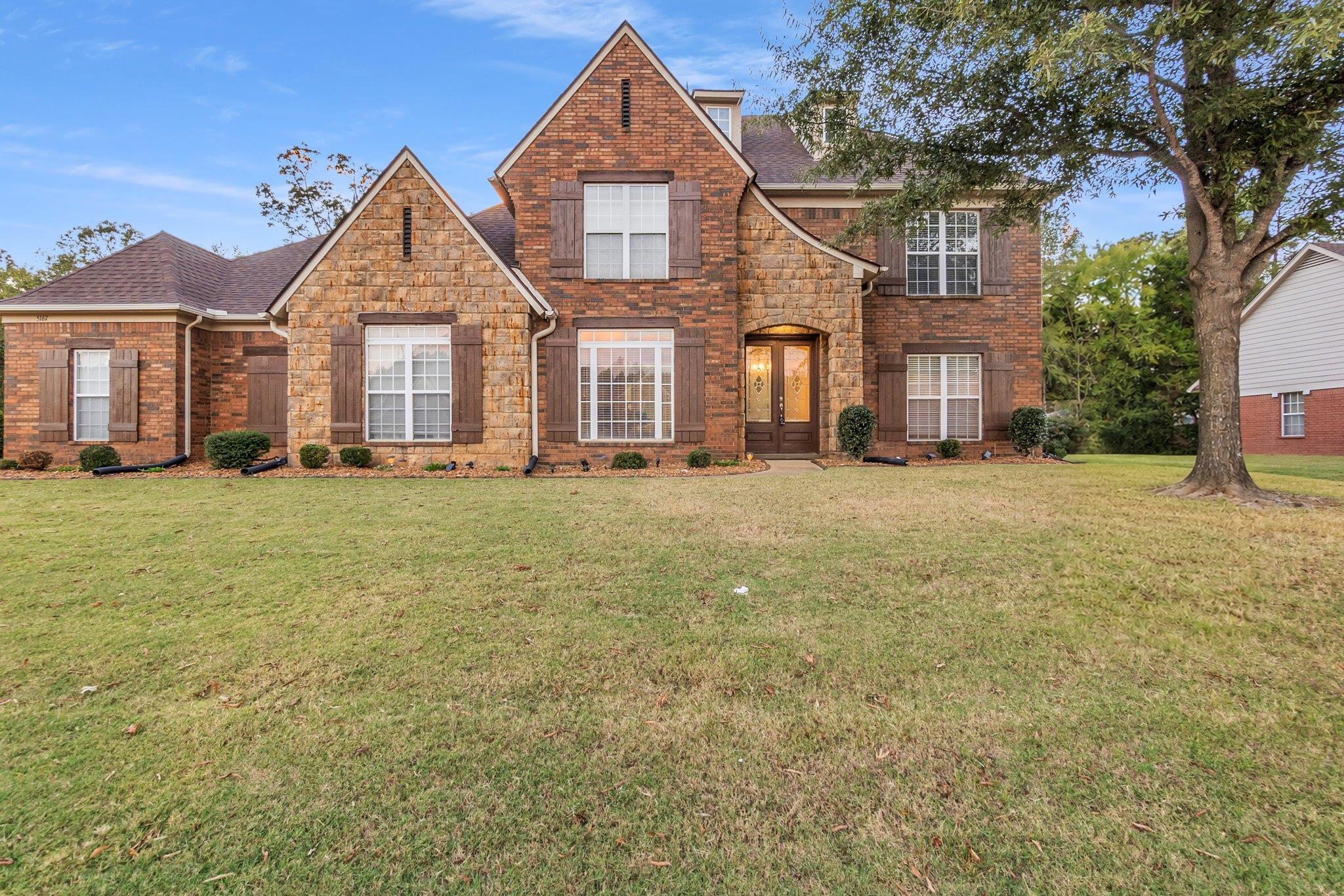 5167 WEMBERLEY DR