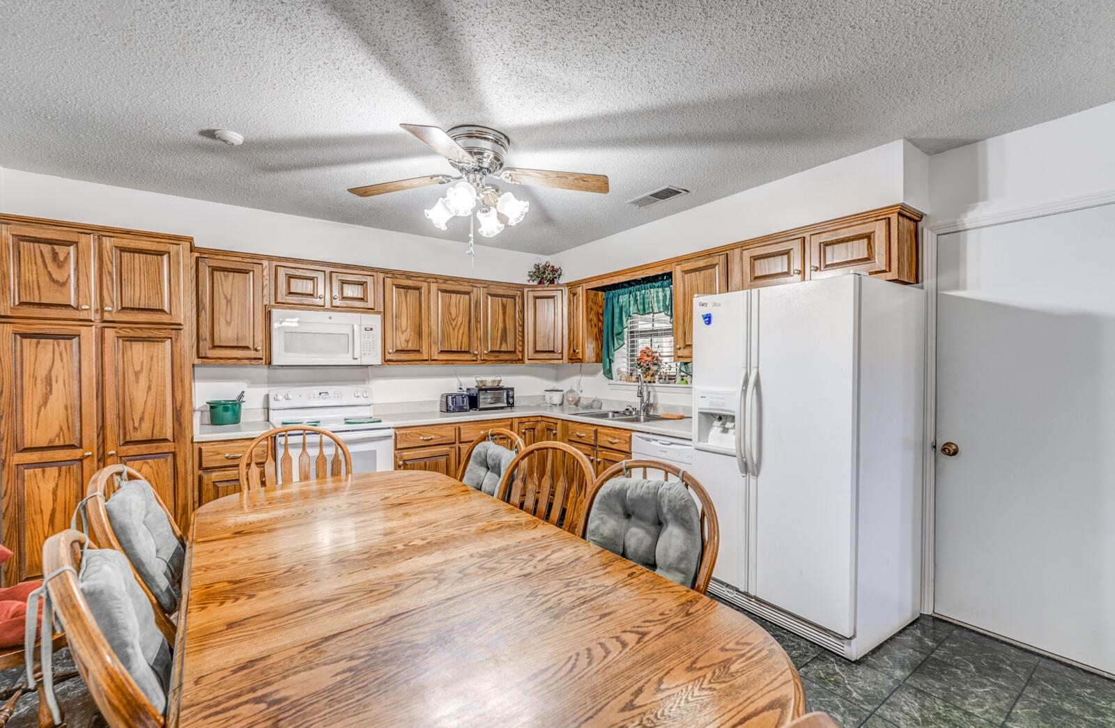 5566 Lamb Rd Property Photo 13