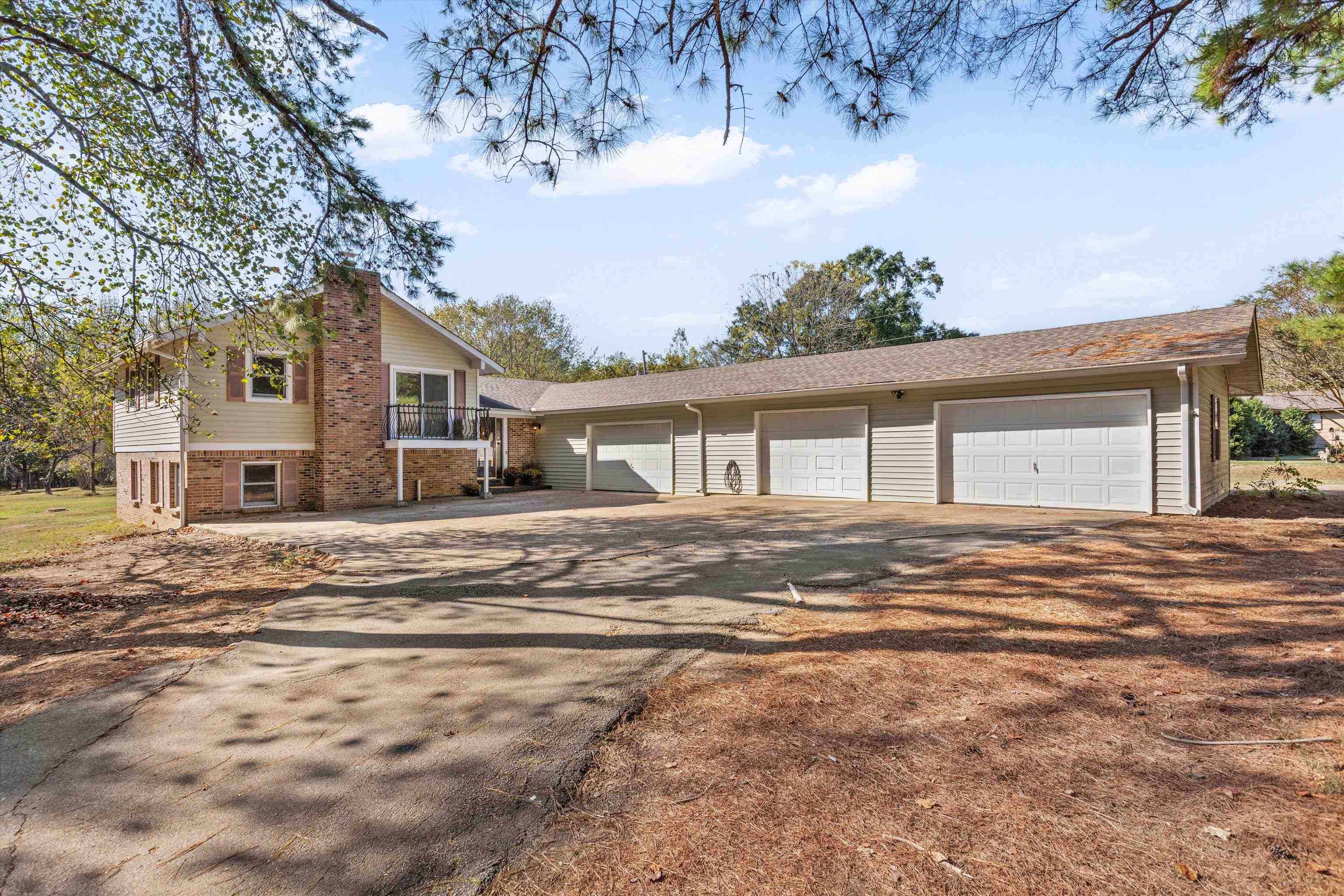 2385 Harrell Rd Property Photo 1