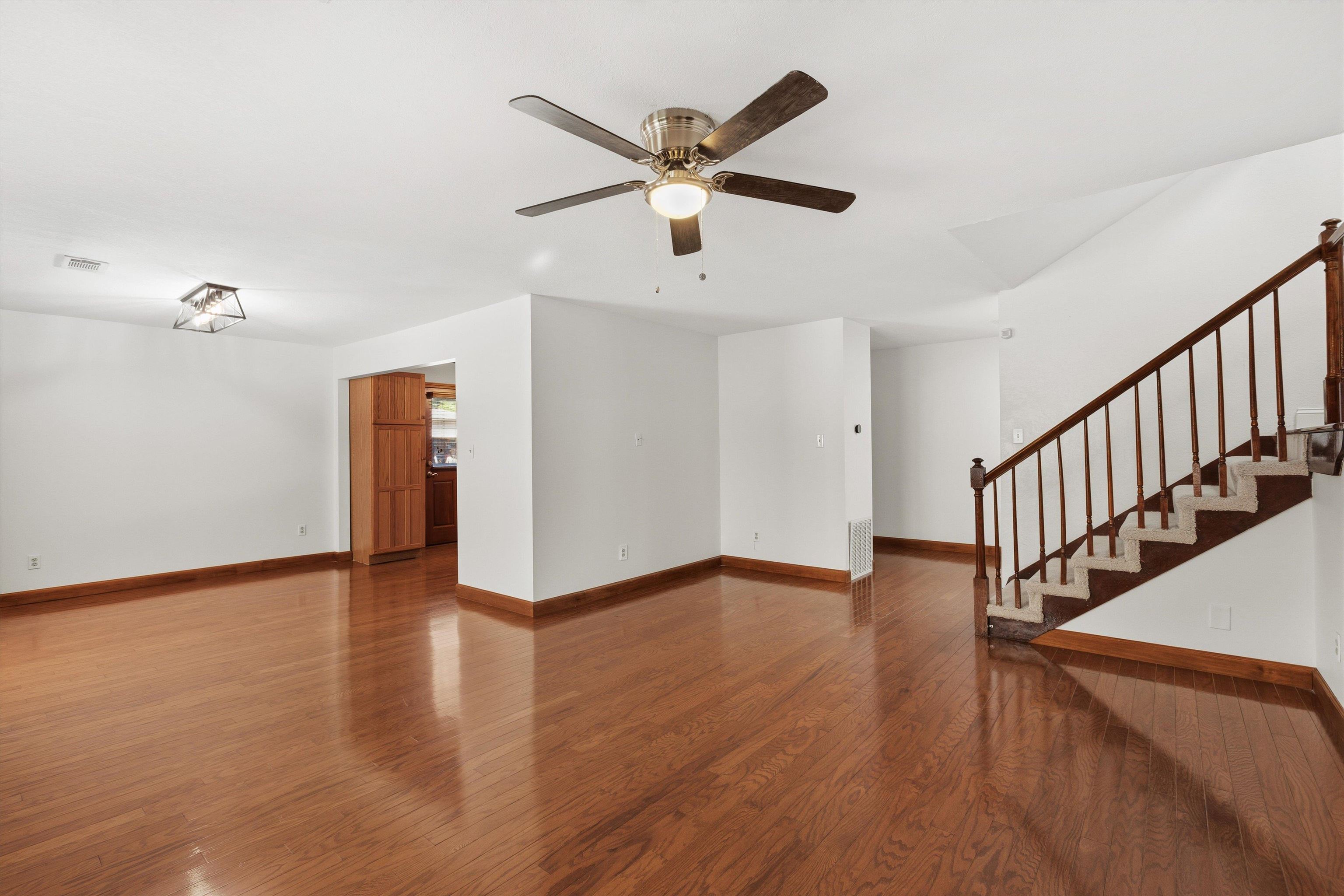 2385 Harrell Rd Property Photo 3