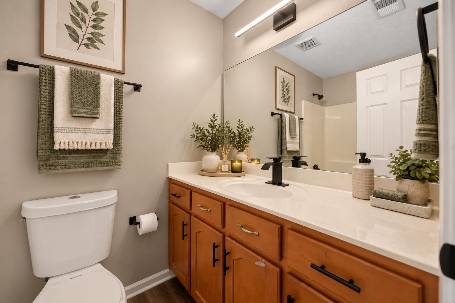 2529 Boxford Ln Property Photo 17