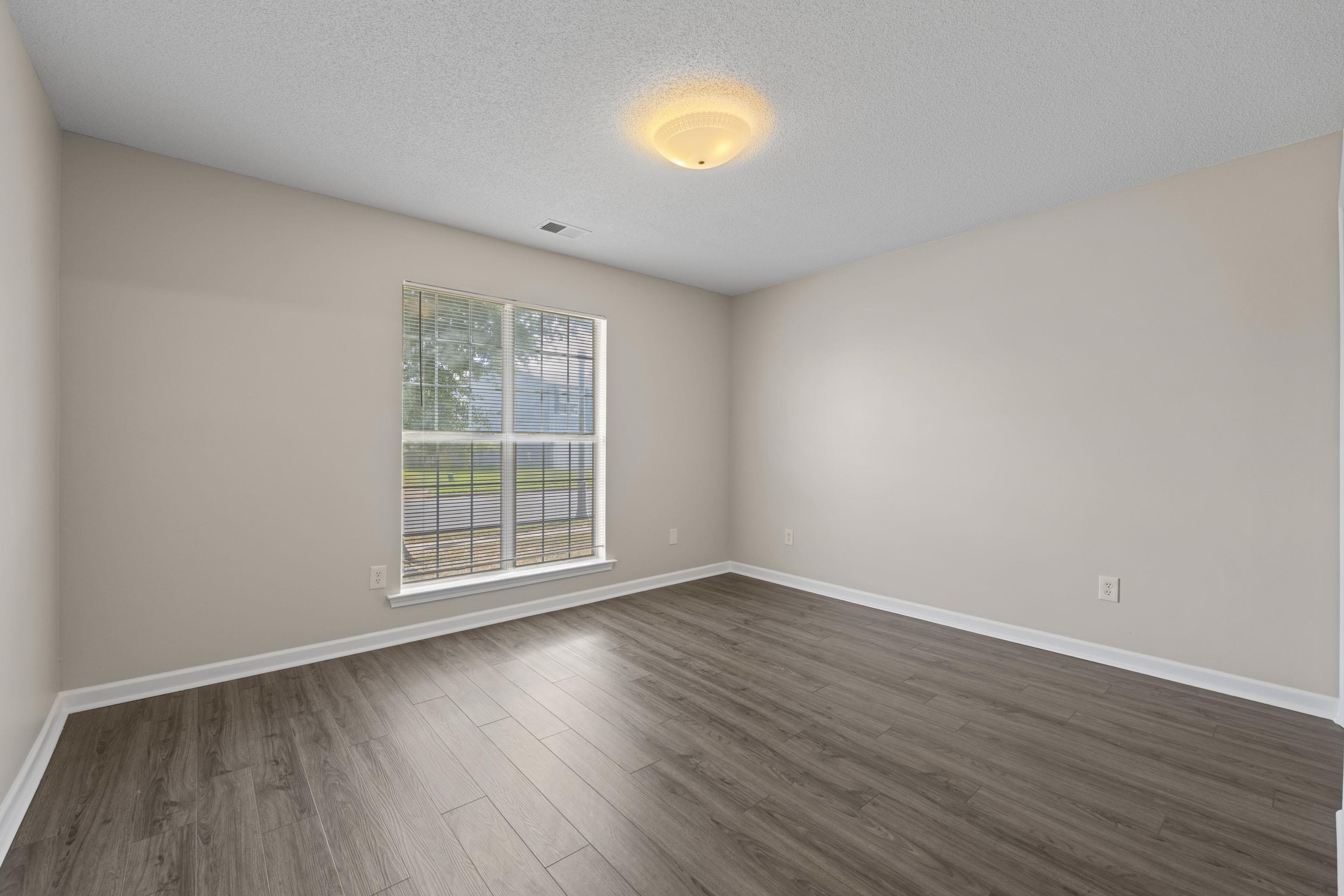 2529 Boxford Ln Property Photo 20