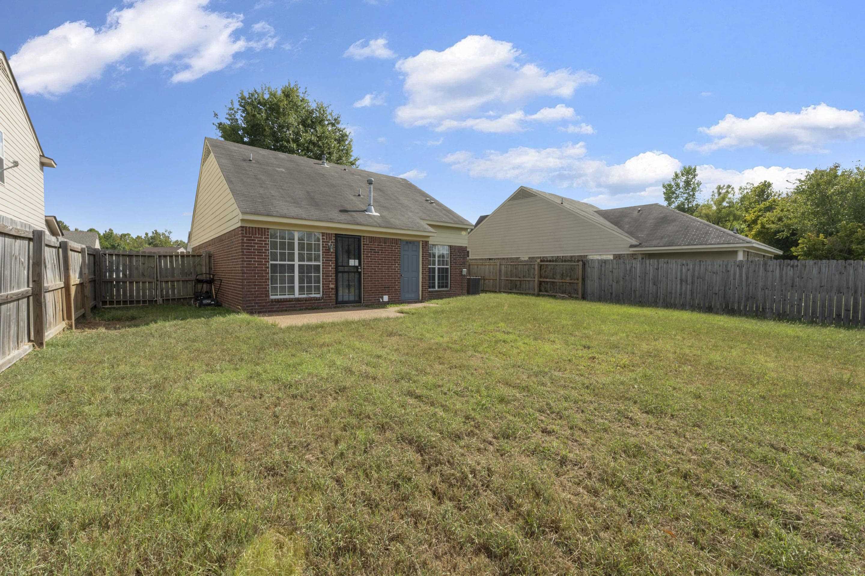 2529 Boxford Ln Property Photo 28