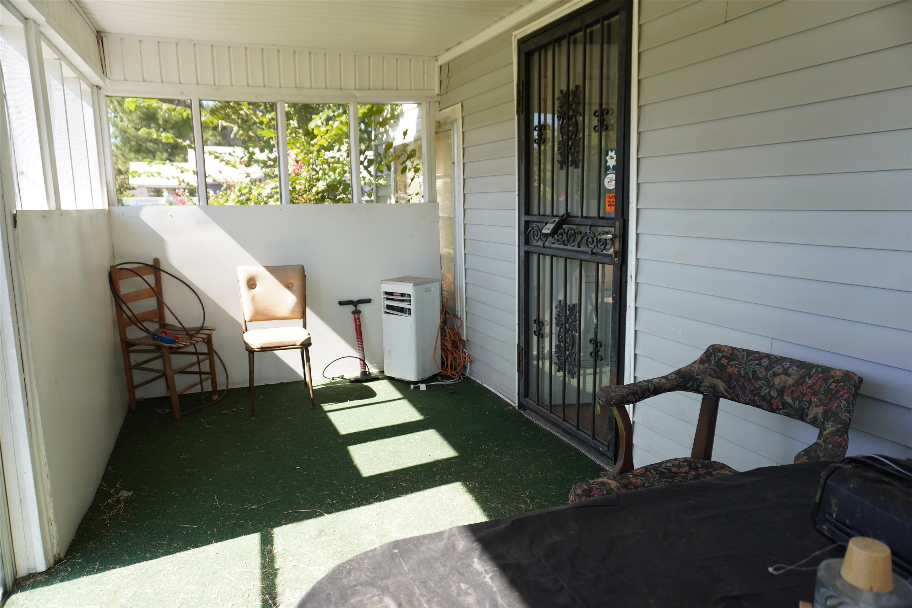 621 Etheridge St Property Photo 3