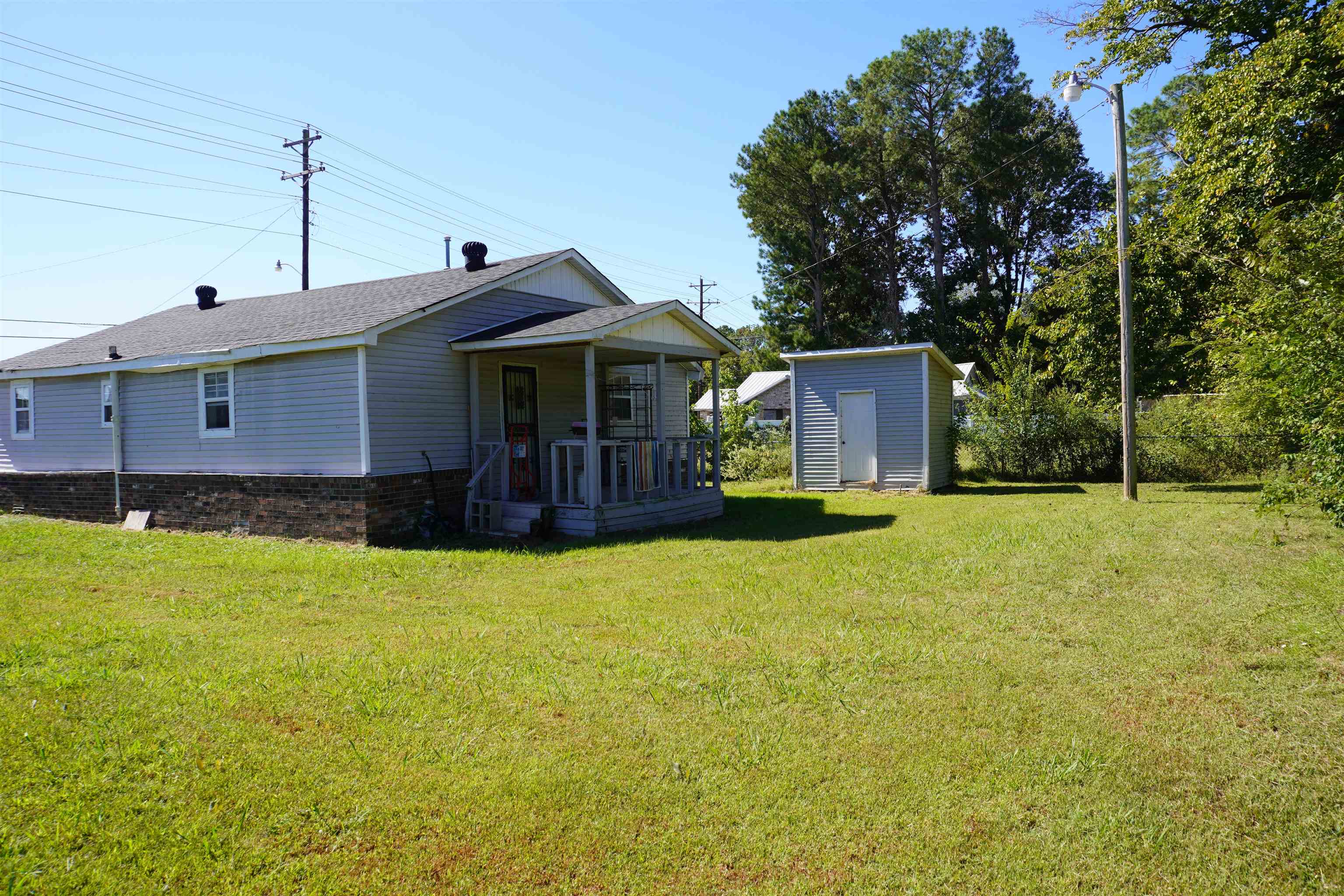 621 Etheridge St Property Photo 22
