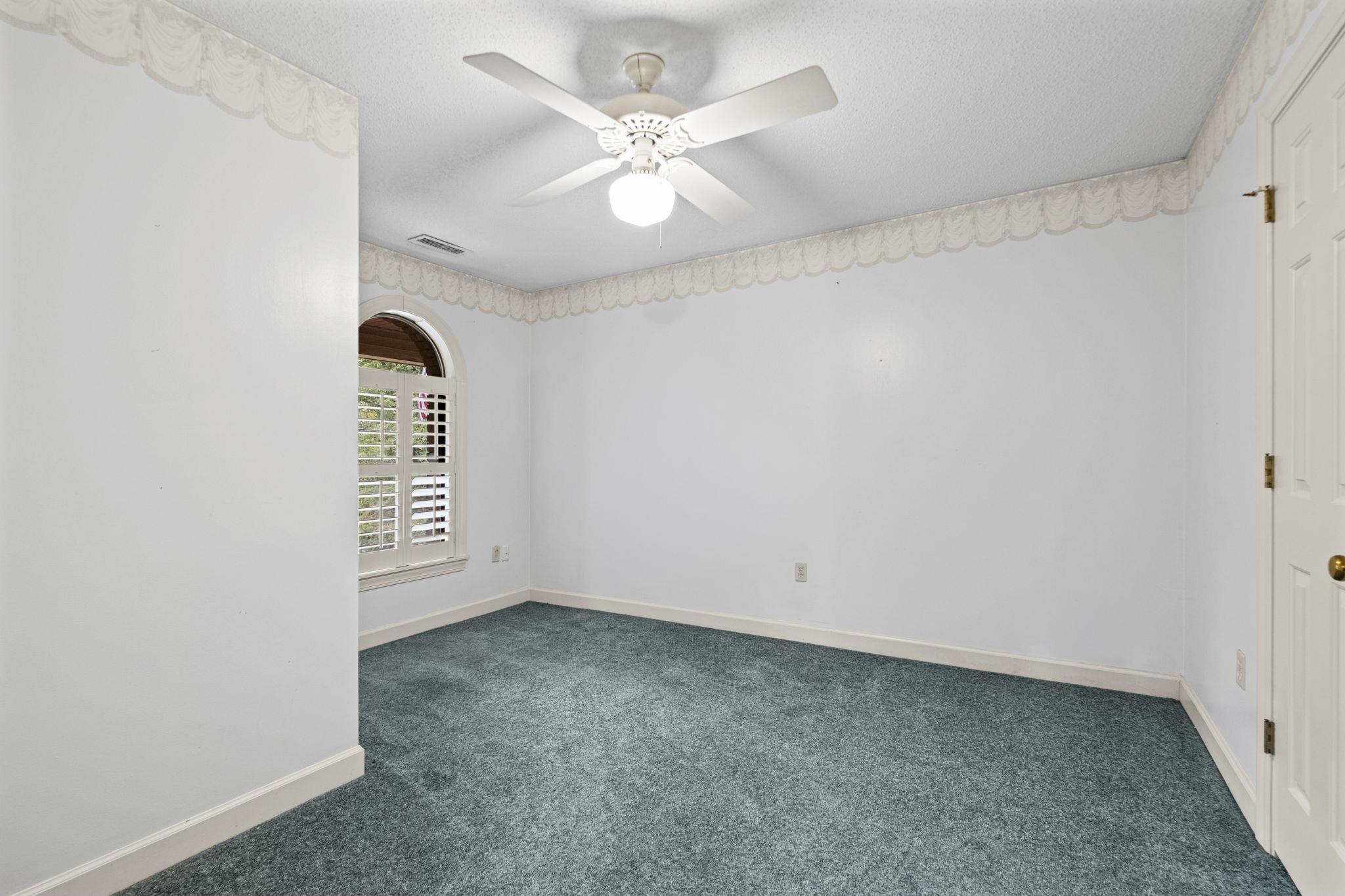 1524 Garland Dr Property Photo 19
