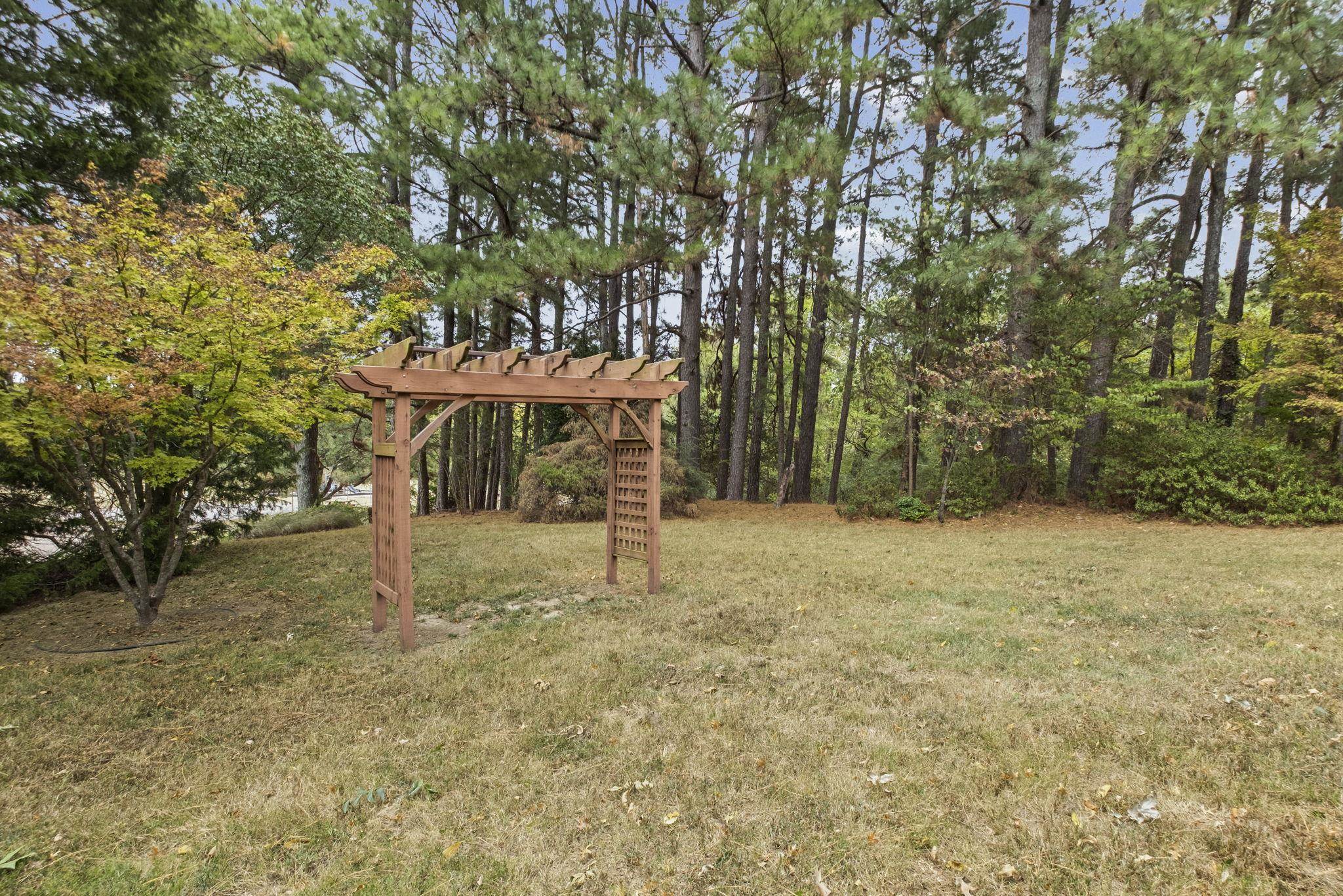 1524 Garland Dr Property Photo 33