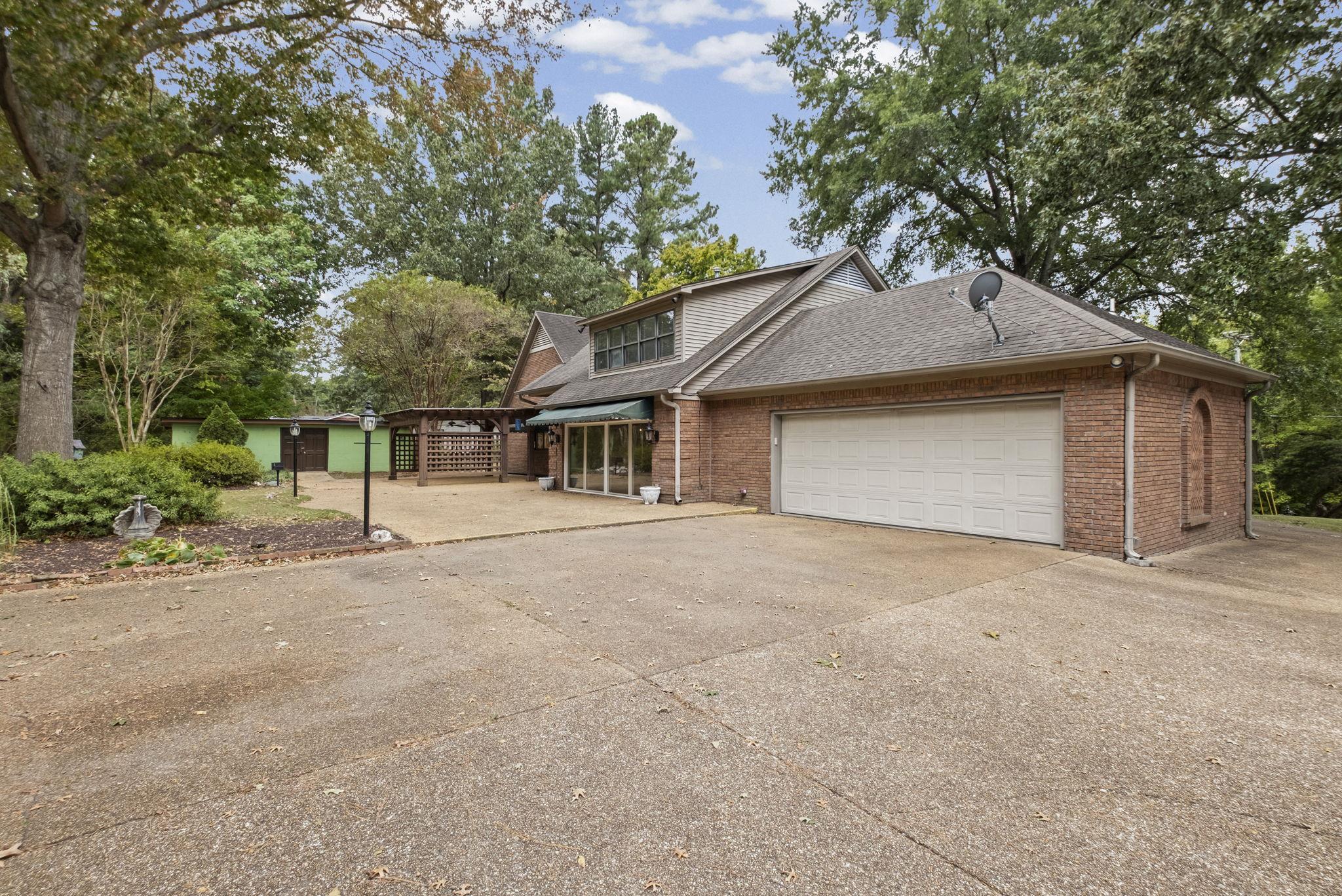 1524 Garland Dr Property Photo 36