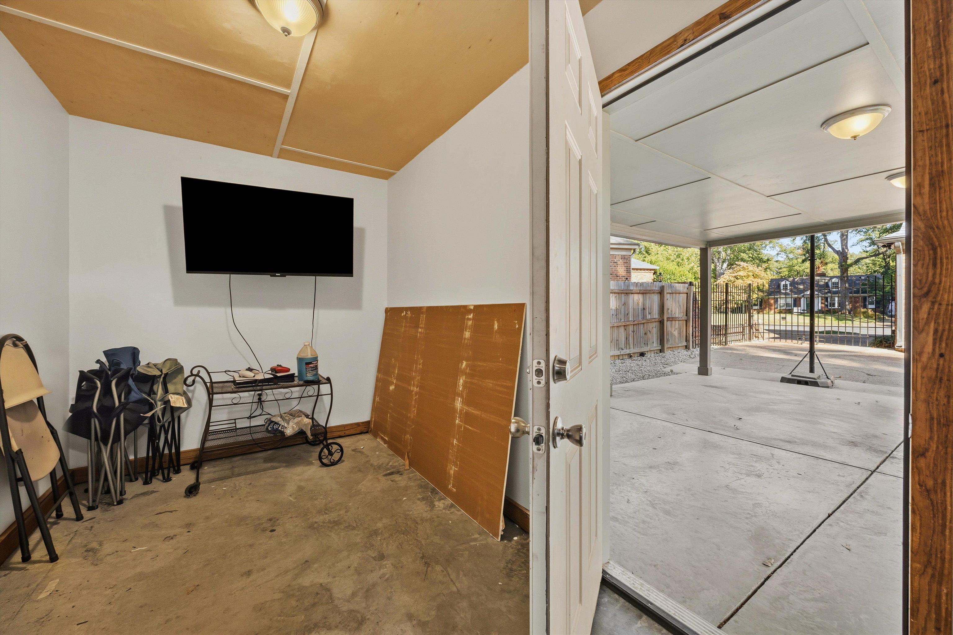 507 Melody Ln Property Photo 12