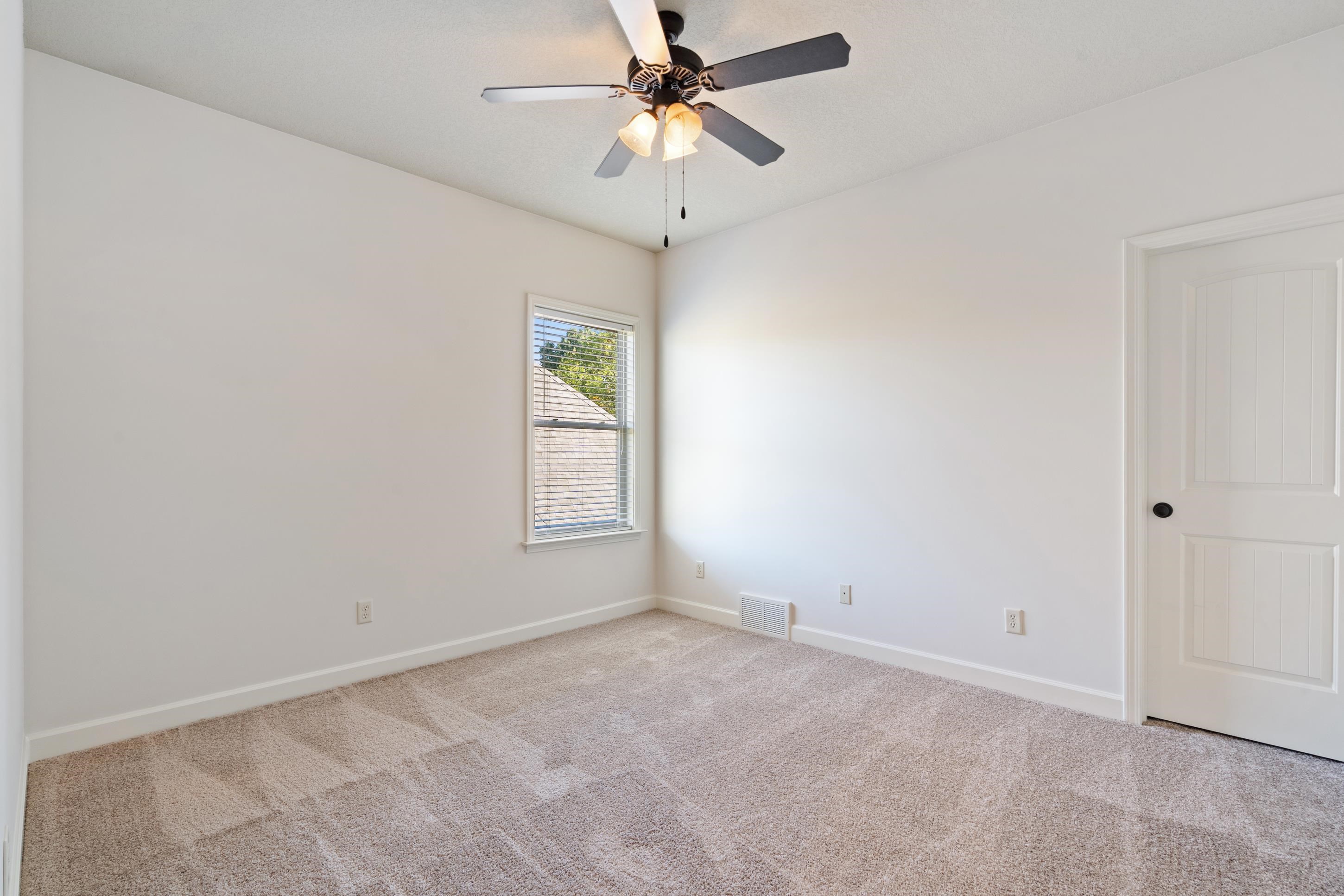 5230 Prairie Sky Dr Property Photo 27