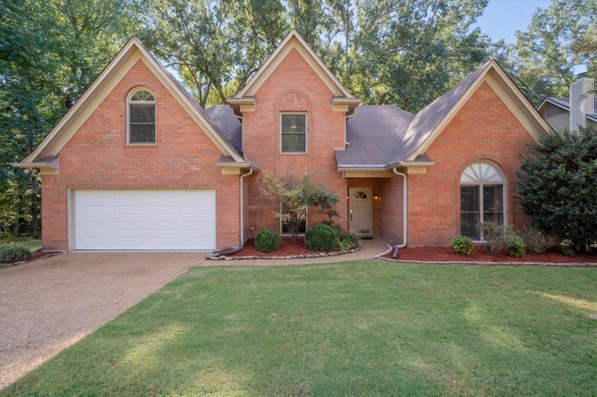 717 Belle Watley Ln Property Photo 1