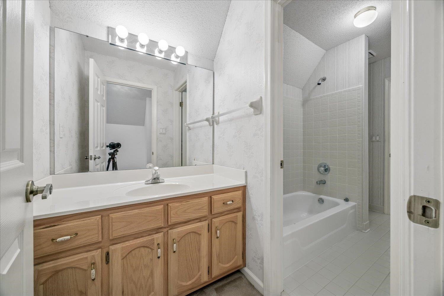 3102 Hayley Cv Property Photo 26
