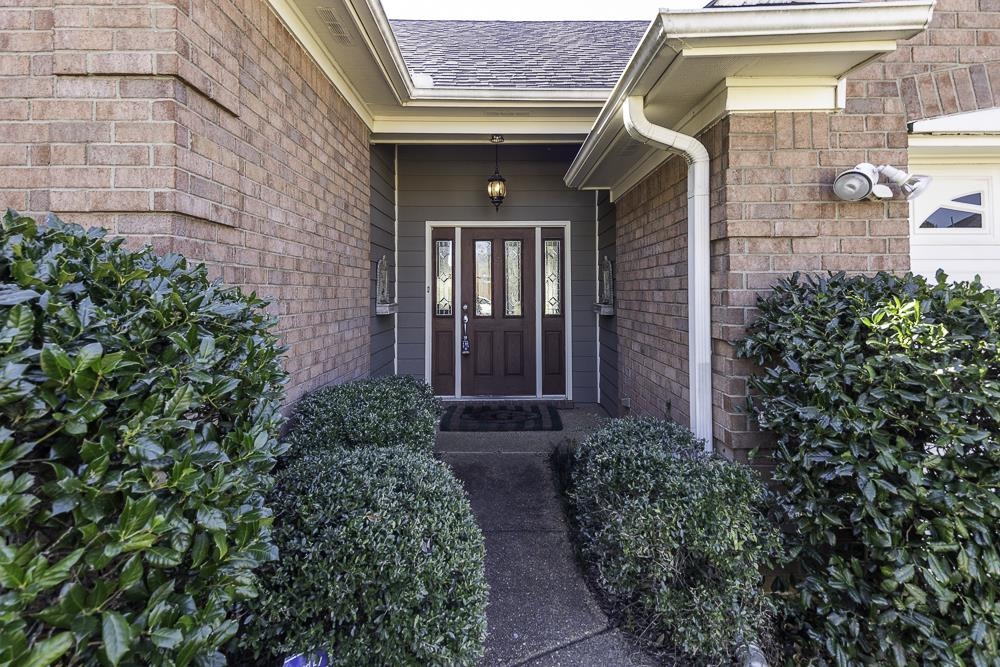11649 Belle Manor Dr Property Photo 1